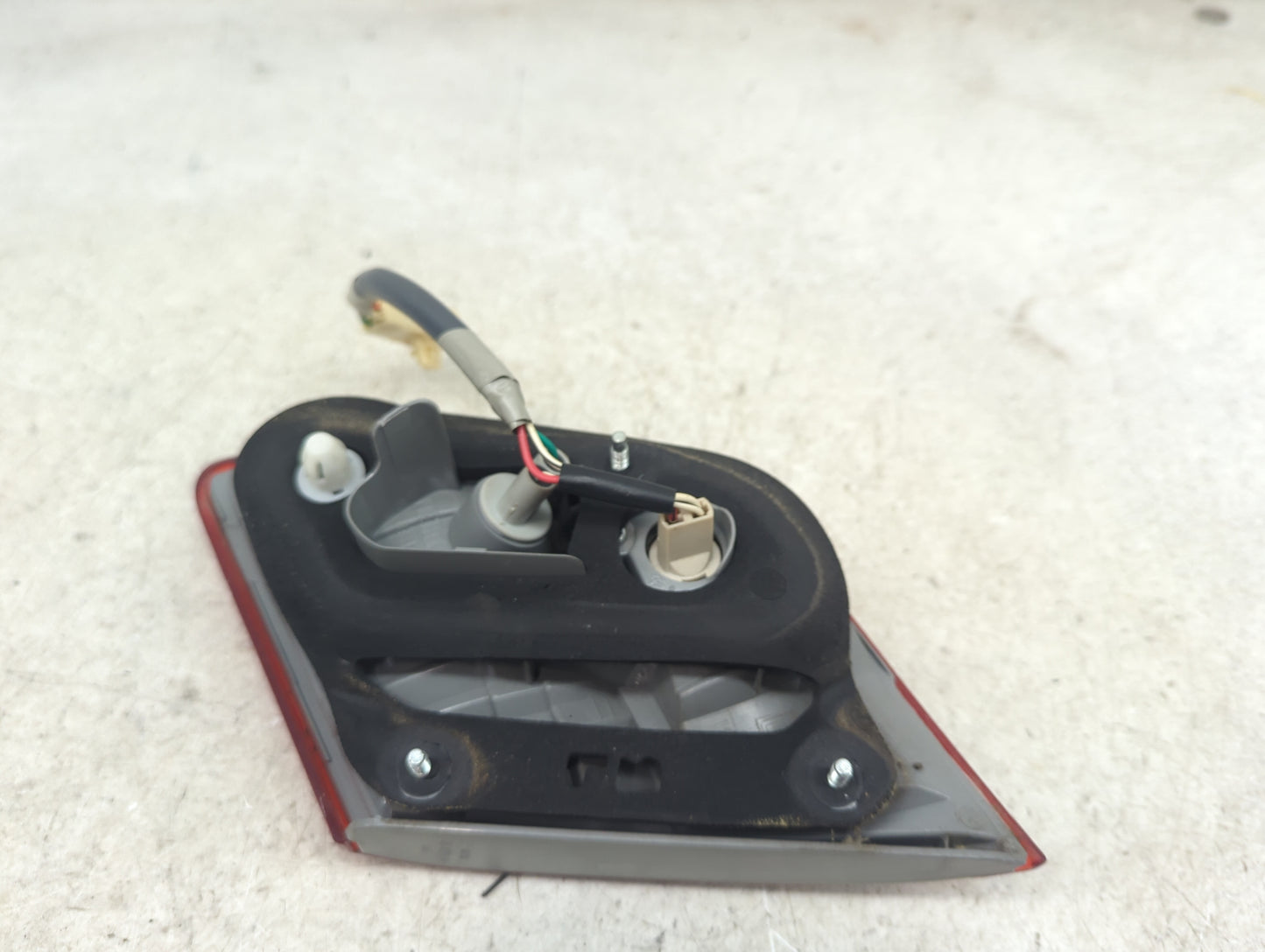 2007-2009 Toyota Camry Driver Left Side Deck Lid Mounted Tail Light 5026947 - Oemusedautoparts1.com