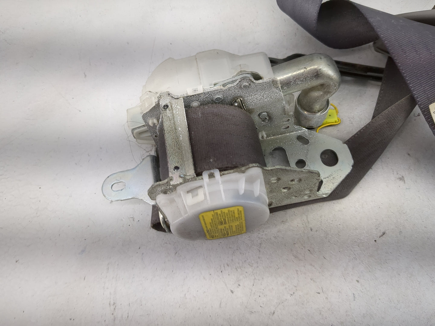 2007-2011 Toyota Camry Drvier Front Seatbelt Retractor 5026952 - Oemusedautoparts1.com