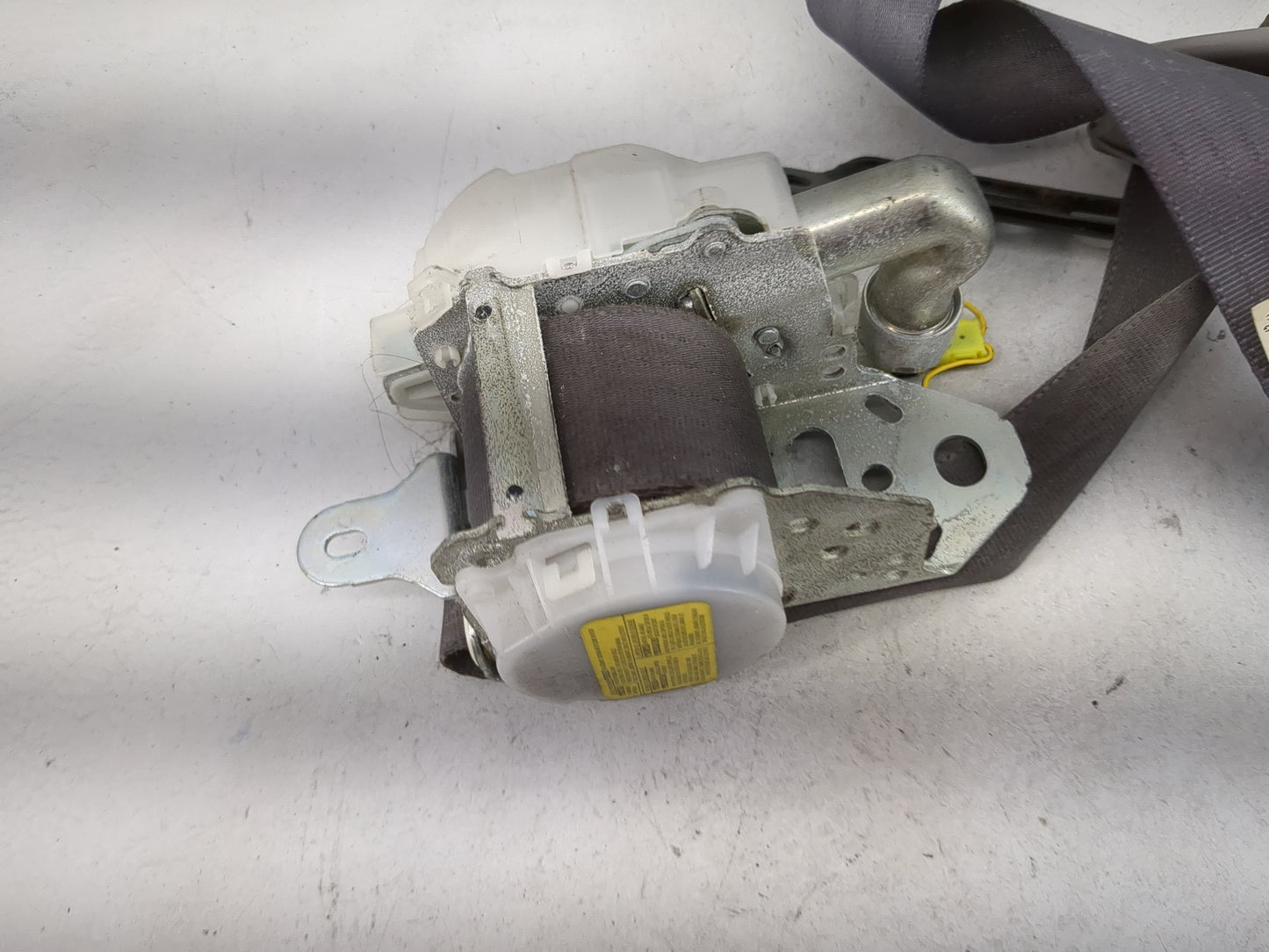 2007-2011 Toyota Camry Drvier Front Seatbelt Retractor 5026952 - Oemusedautoparts1.com