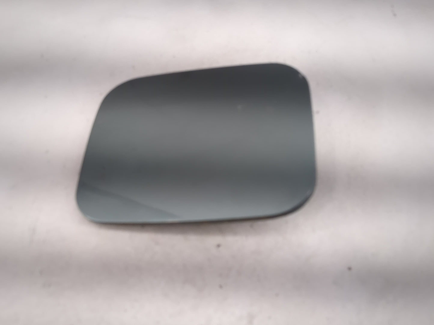 Toyota Camry Fuel Tank Door Lid Gas Tank 840440 - Oemusedautoparts1.com