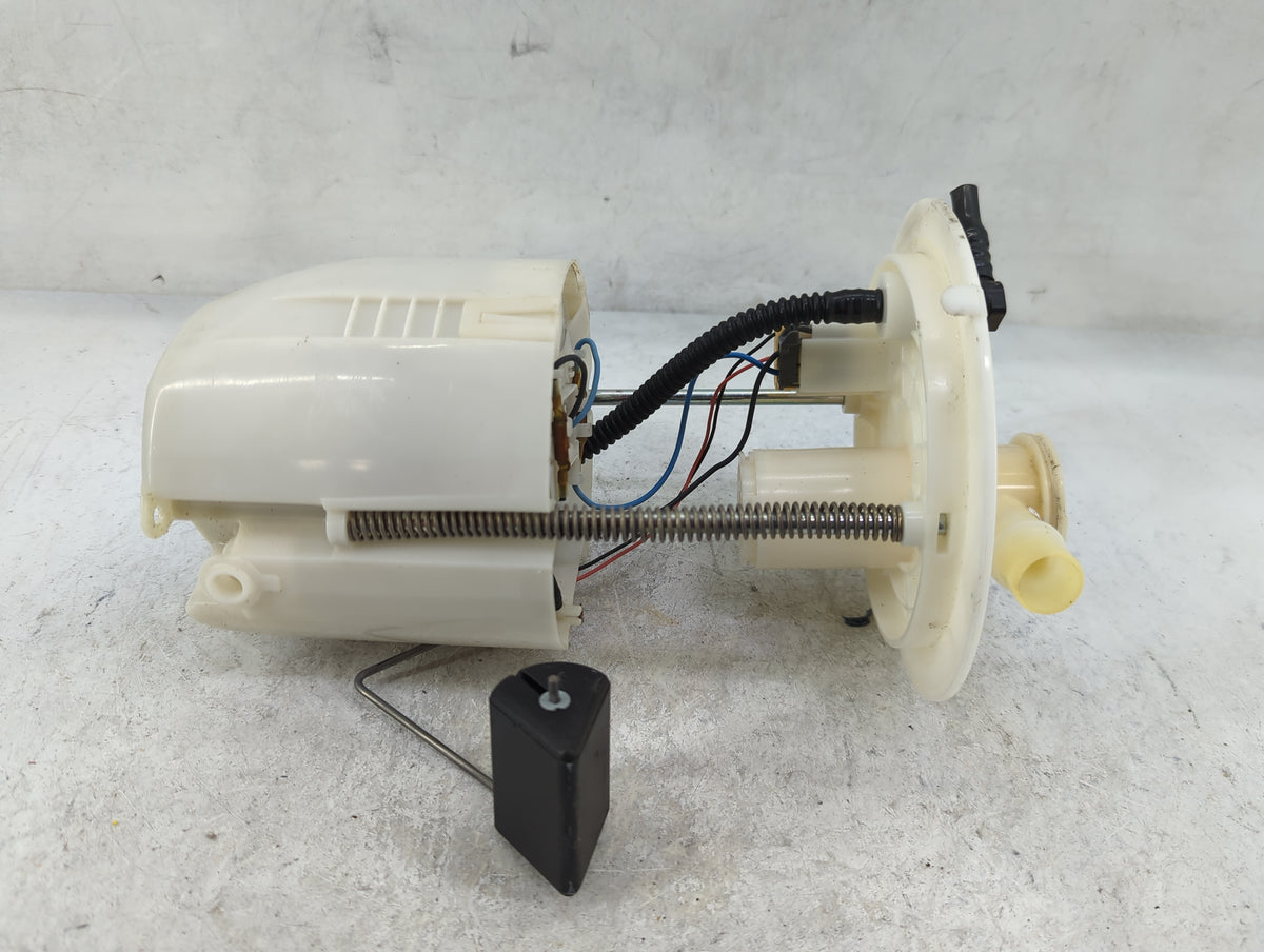 2004-2008 Toyota Corolla Electrical Gas Fuel Pump Assembly 1279108 - Oemusedautoparts1.com