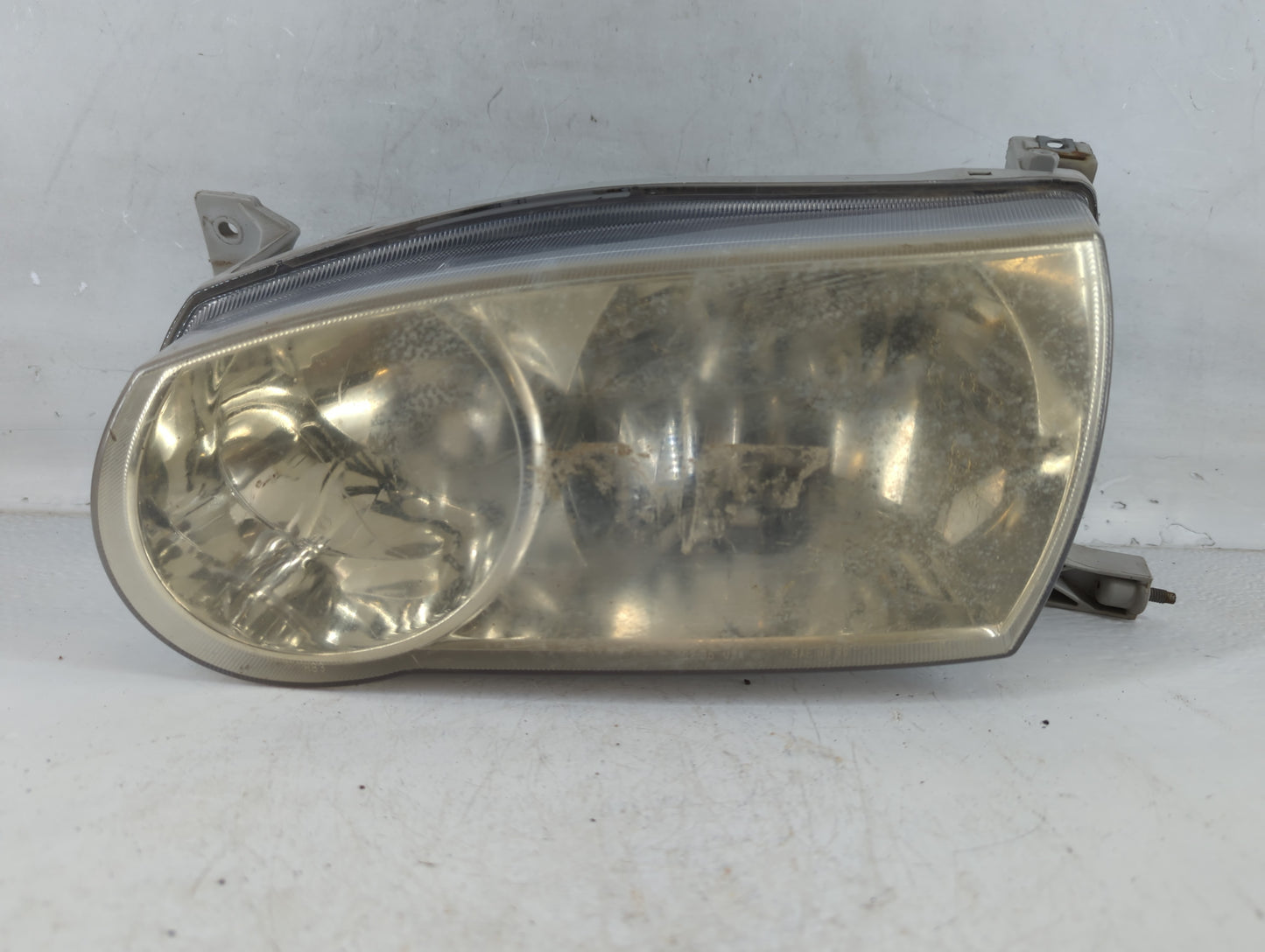 2001-2002 Toyota Corolla Driver Left Oem Head Light Headlight Lamp - Oemusedautoparts1.com
