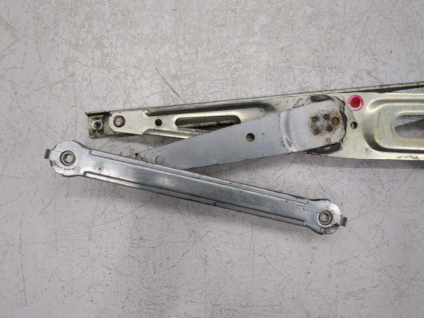2004-2009 Toyota Prius Passenger Front Right Power Window Motor - Oemusedautoparts1.com