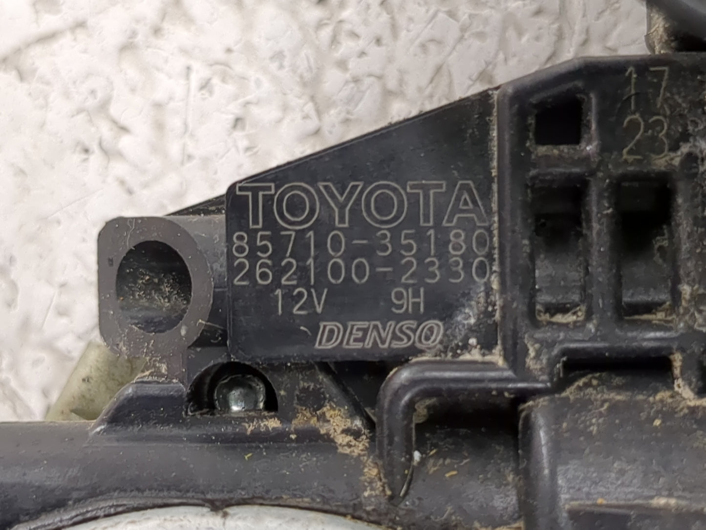 2004-2009 Toyota Prius Passenger Front Right Power Window Motor - Oemusedautoparts1.com