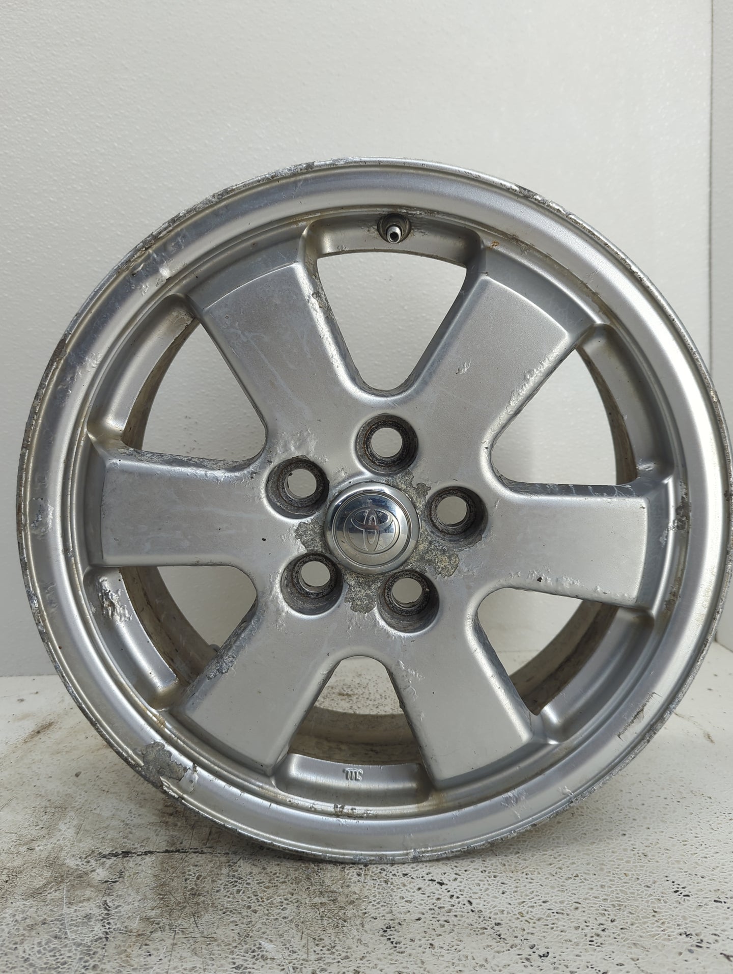 2004-2009 Toyota Prius Oem Wheel Rim 1096481 - Oemusedautoparts1.com