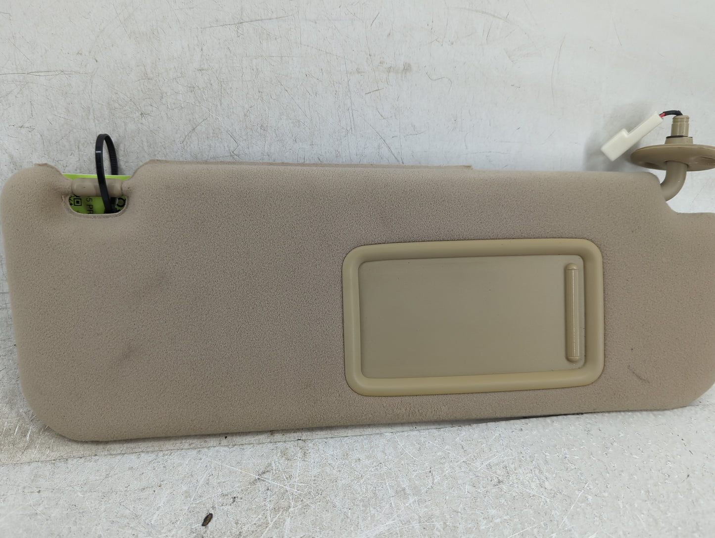 2004-2005 Toyota Prius Sun Visor Shade Replacement Passenger Right Mirror Fits Fits 2004 2005 OEM Used Auto Parts - Oemuseda