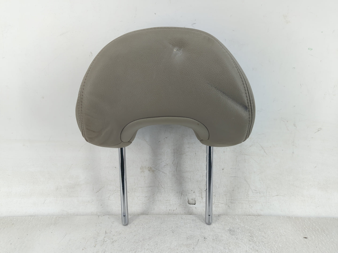 2006-2009 Toyota Prius Headrest Head Rest Front Driver Passenger Seat Fits Fits 2006 2007 2008 2009 OEM Used Auto Parts - Oe