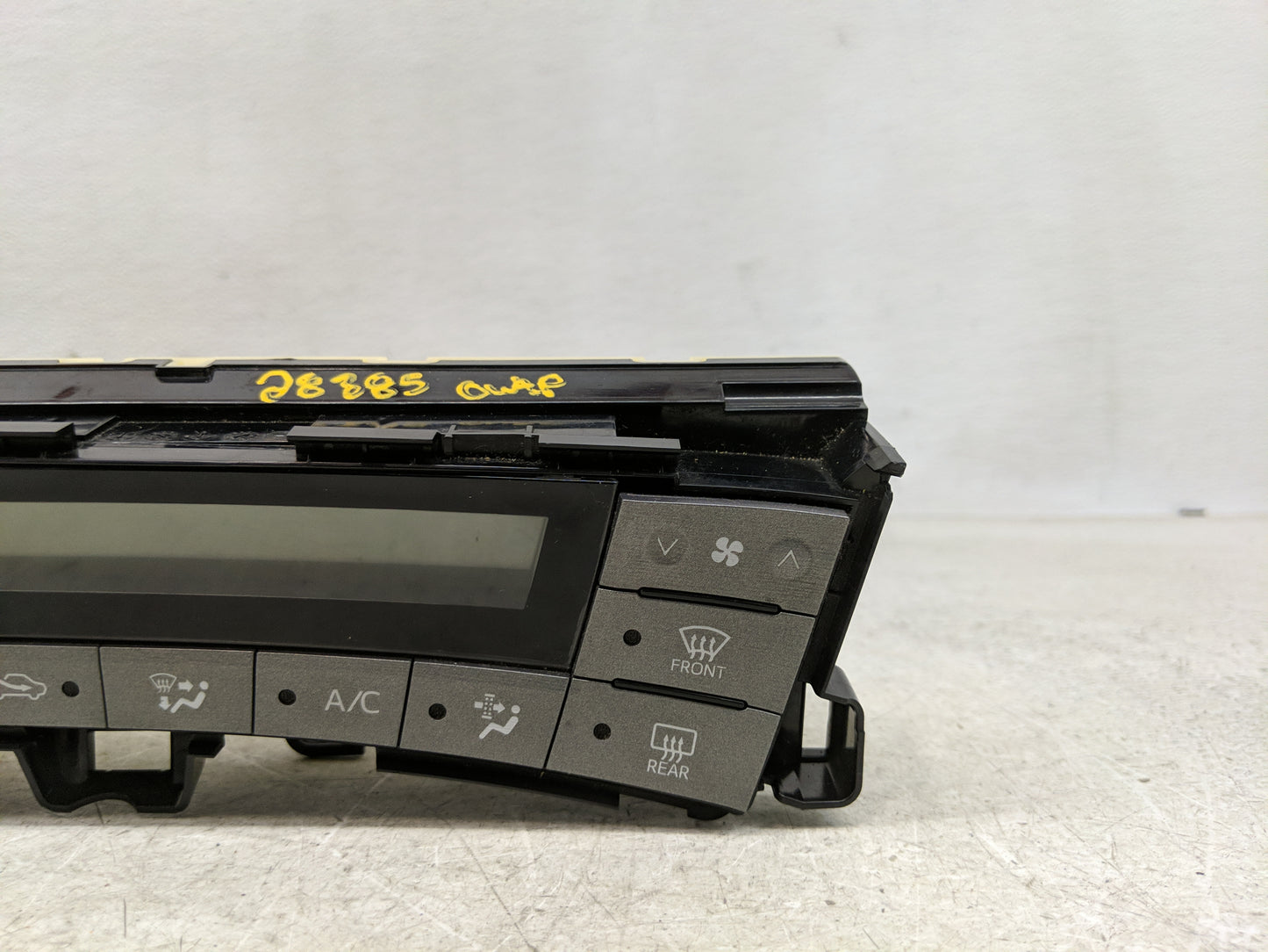 2013-2015 Toyota Prius Climate Control Module Temperature AC/Heater Replacement Fits Fits 2013 2014 2015 OEM Used Auto Parts