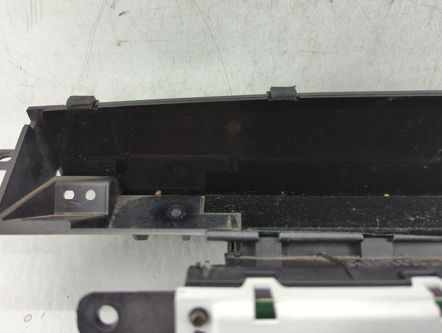 2004 Toyota Prius Instrument Cluster Speedometer Gauges Fits OEM Used Auto Parts - Oemusedautoparts1.com