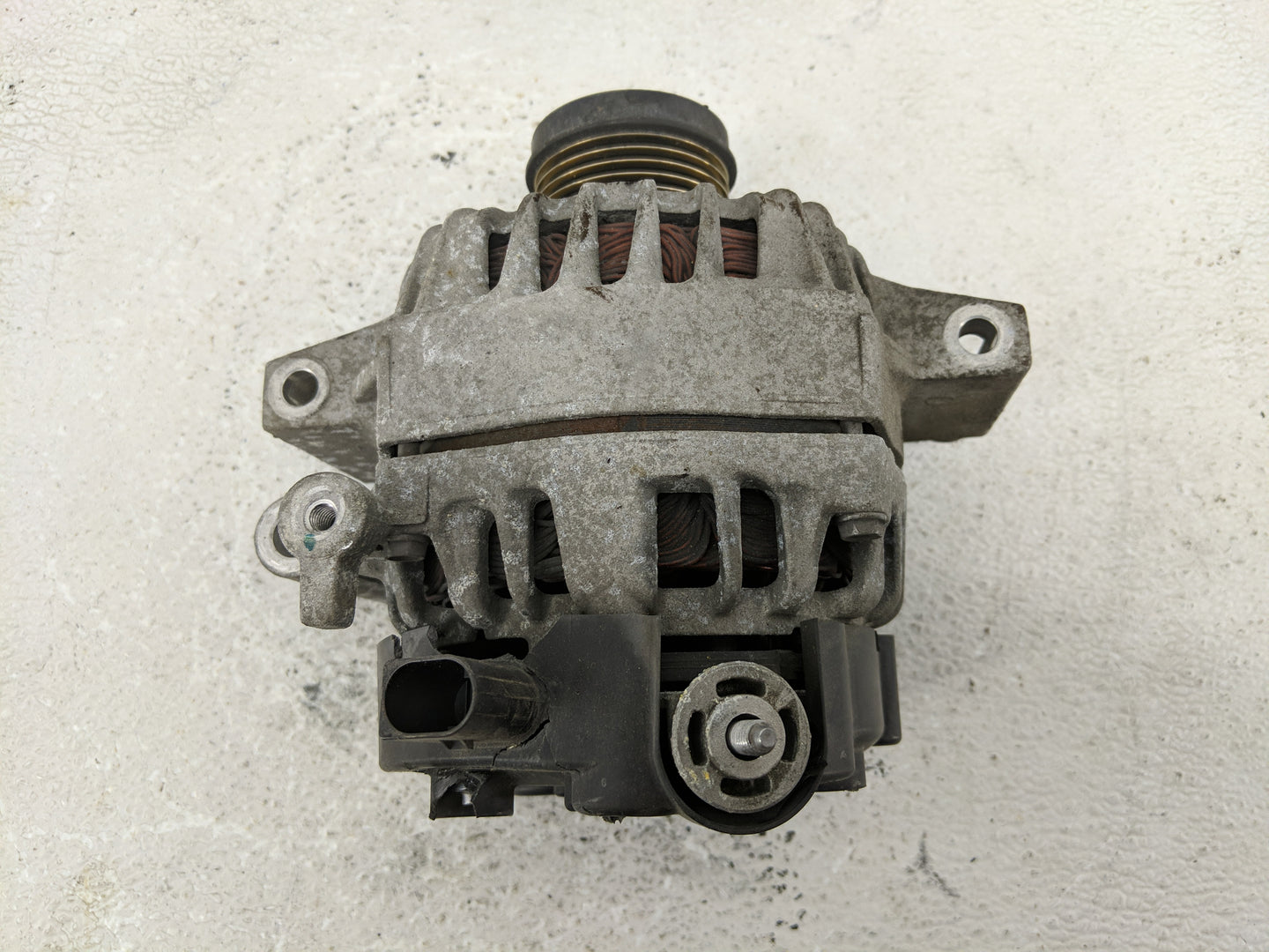 2019-2022 Toyota Rav4 Alternator Replacement Generator Charging Assembly Engine OEM P/N:27060-F2010 Fits OEM Used Auto Parts