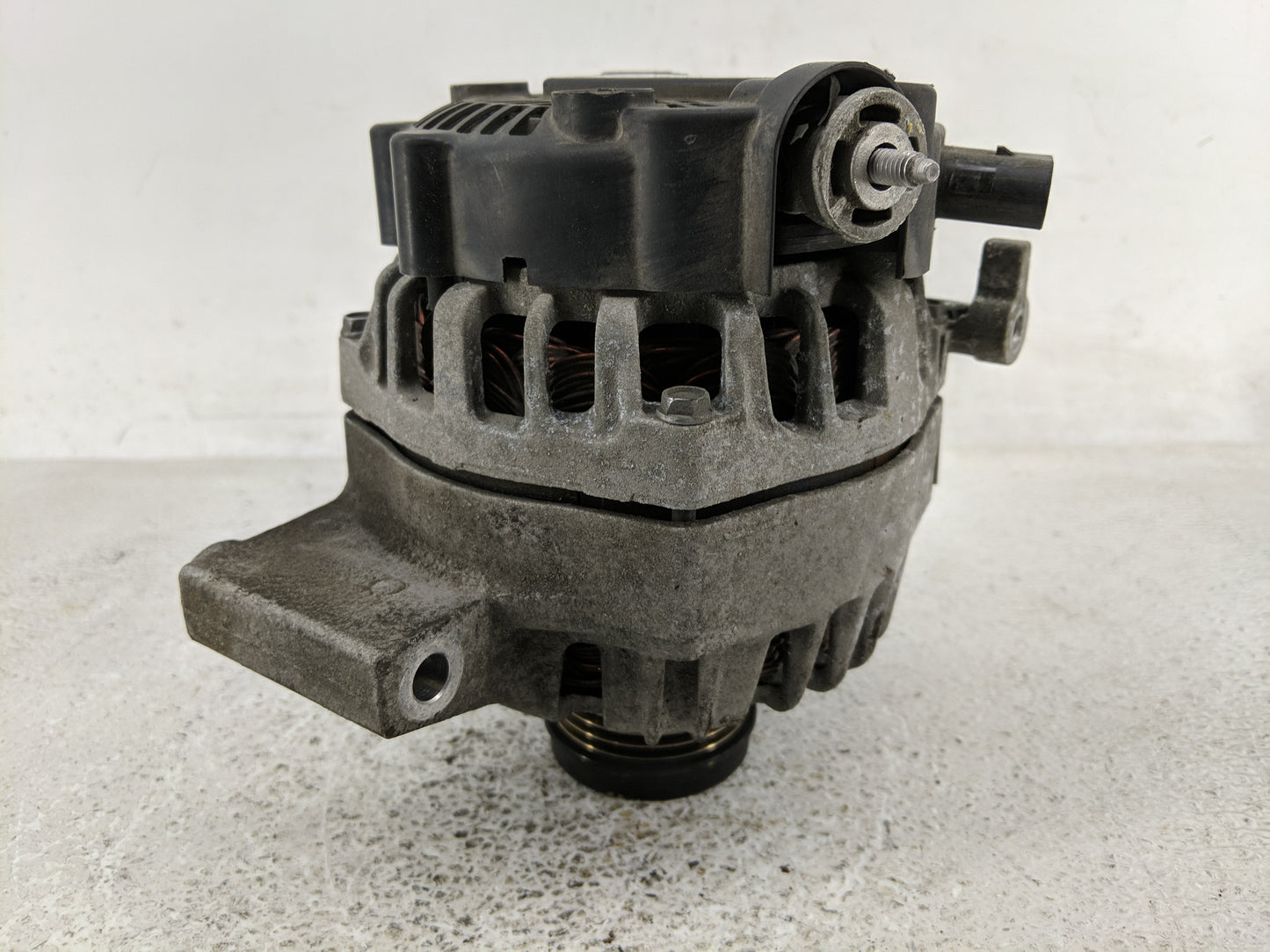 2019-2022 Toyota Rav4 Alternator Replacement Generator Charging Assembly Engine OEM P/N:27060-F2010 Fits OEM Used Auto Parts