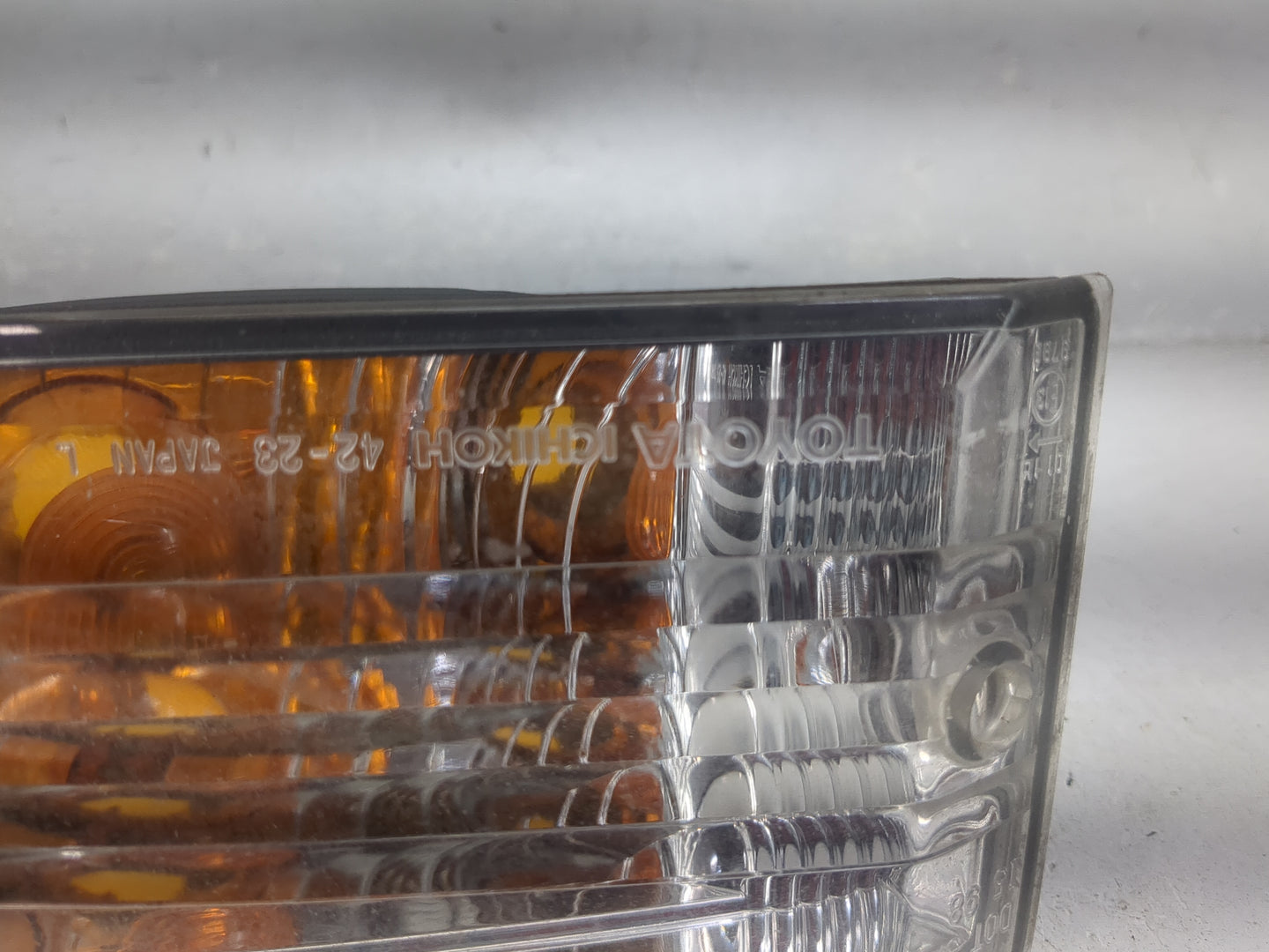 2001-2003 Toyota Rav4 Driver Left Oem Front Light Lamp 5031401 - Oemusedautoparts1.com