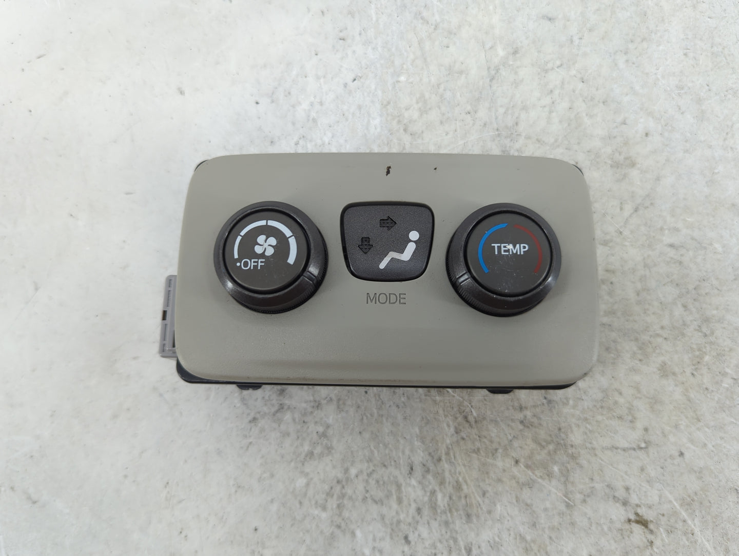 0 Toyota Sienna Climate Control Module Temperature AC/Heater Replacement Fits OEM Used Auto Parts - Oemusedautoparts1.com