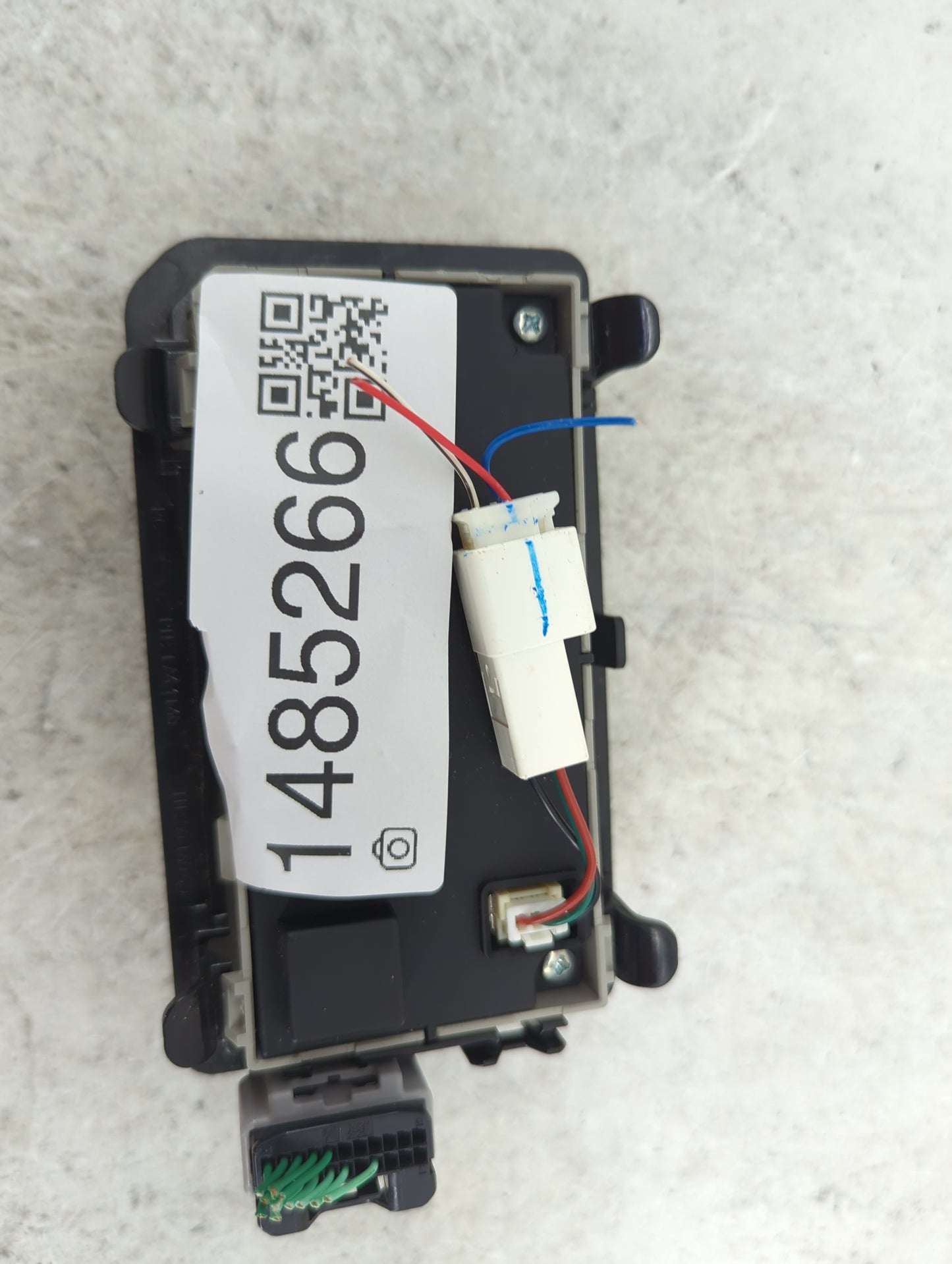 0 Toyota Sienna Climate Control Module Temperature AC/Heater Replacement Fits OEM Used Auto Parts - Oemusedautoparts1.com