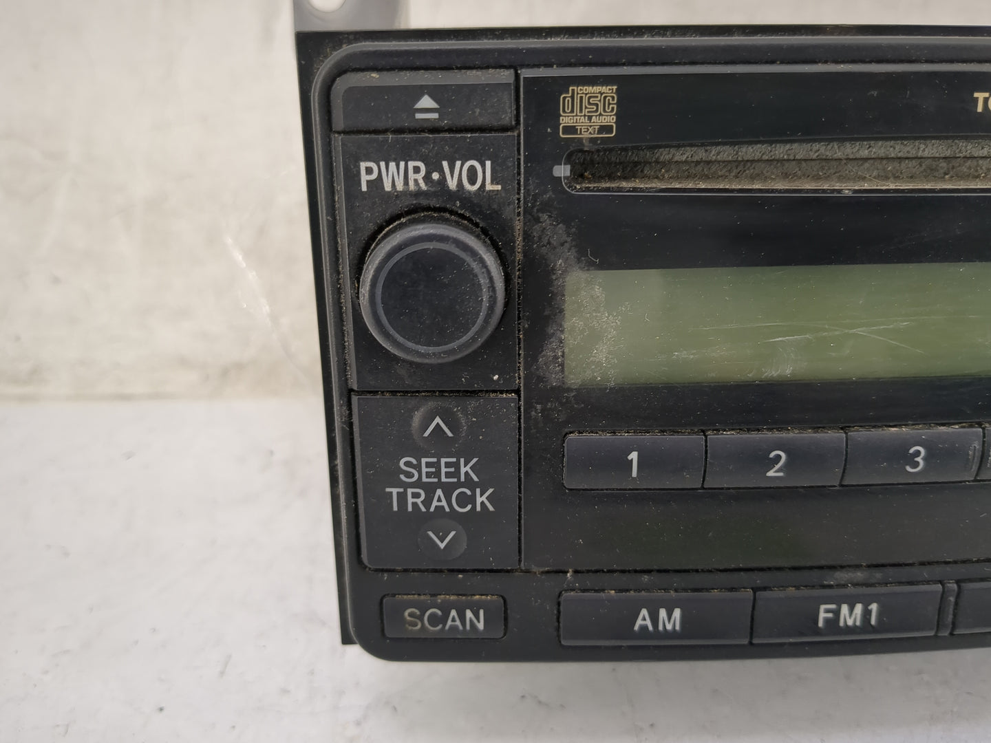 2006-2008 Toyota Yaris Radio AM FM Cd Player Receiver Replacement Fits Fits 2006 2007 2008 OEM Used Auto Parts - Oemusedauto