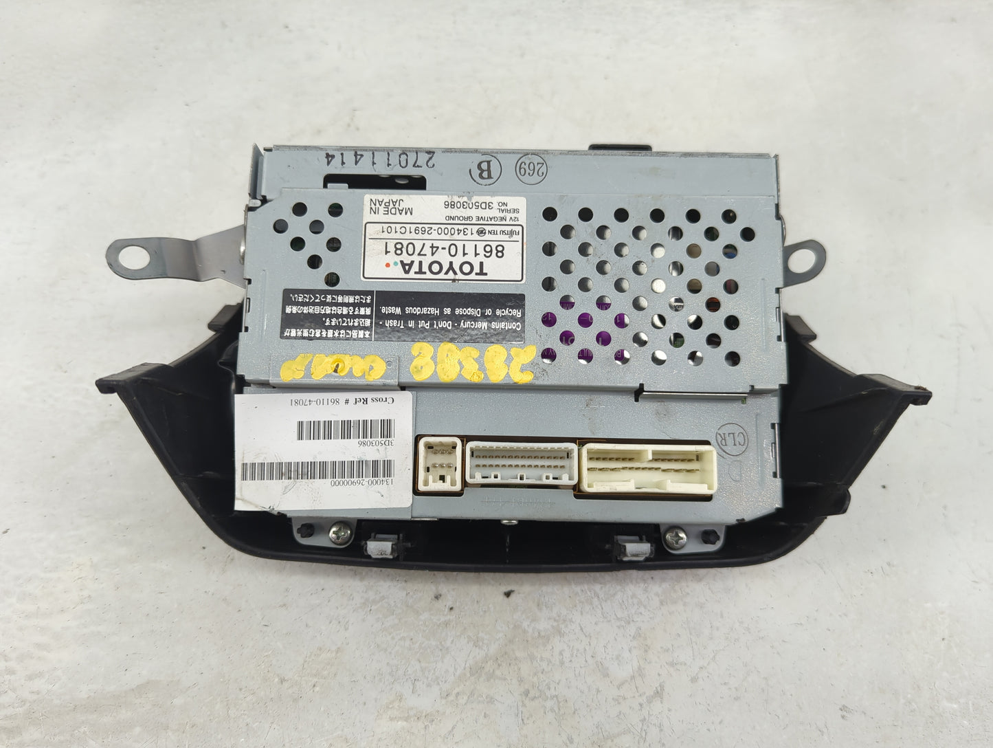 0 Toyota Prius Prius Instrument Cluster Speedometer Gauges Fits Fits 205 2006 OEM Used Auto Parts - Oemusedautoparts1.com