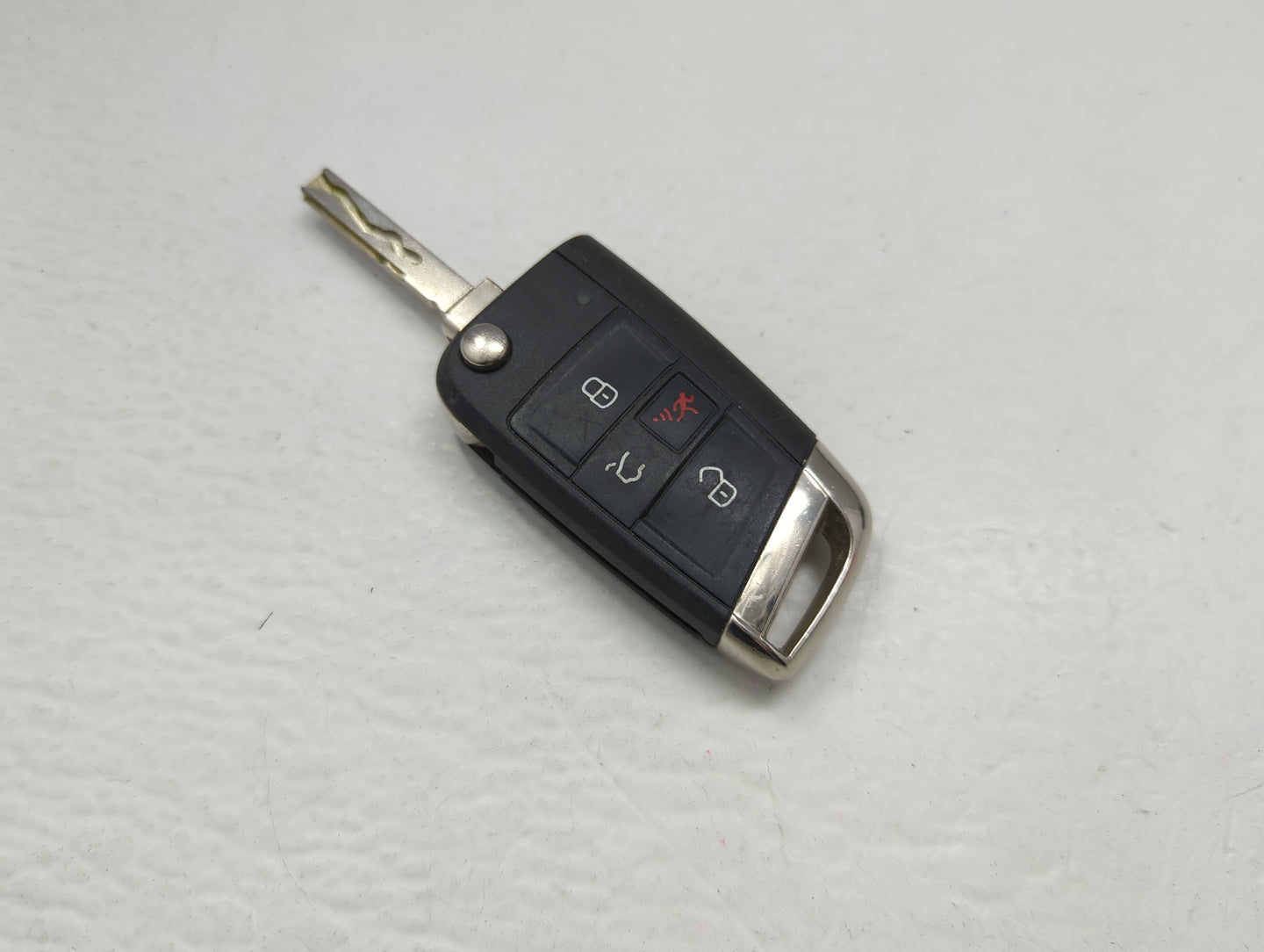 Volkswagen Keyless Entry Remote Fob NBGFS125C1 5G6 959 752 DE 4 buttons - Oemusedautoparts1.com
