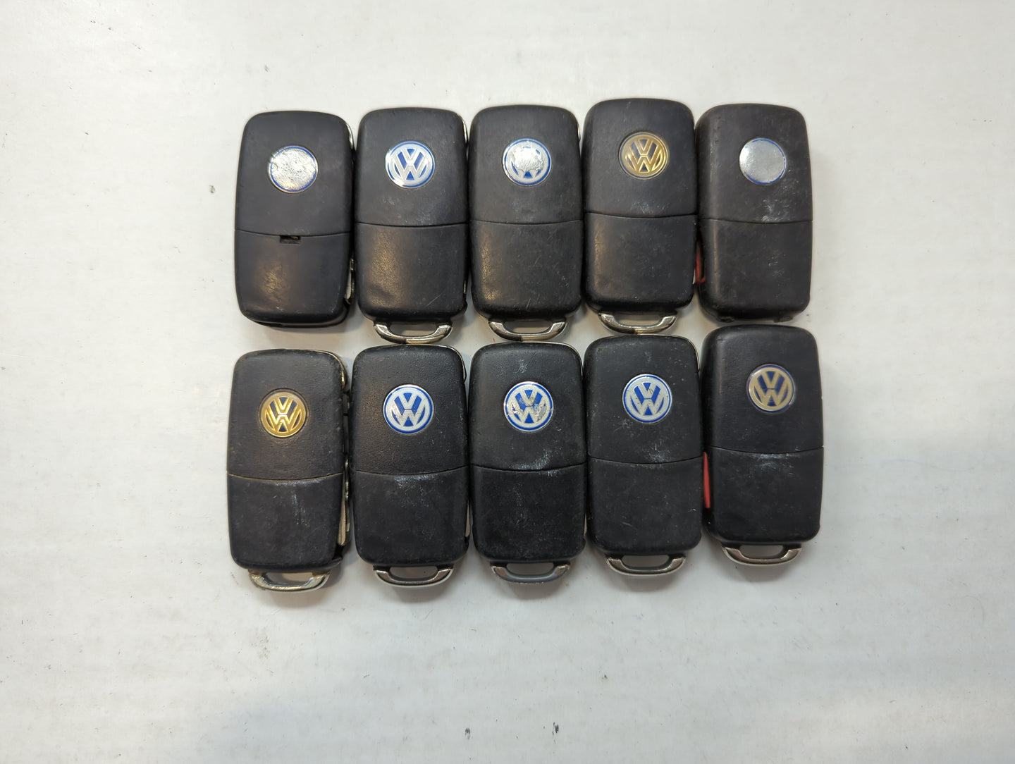 Lot of 10 Volkswagen Keyless Entry Remote Fob MIXED FCC IDS MIXED PART - Oemusedautoparts1.com
