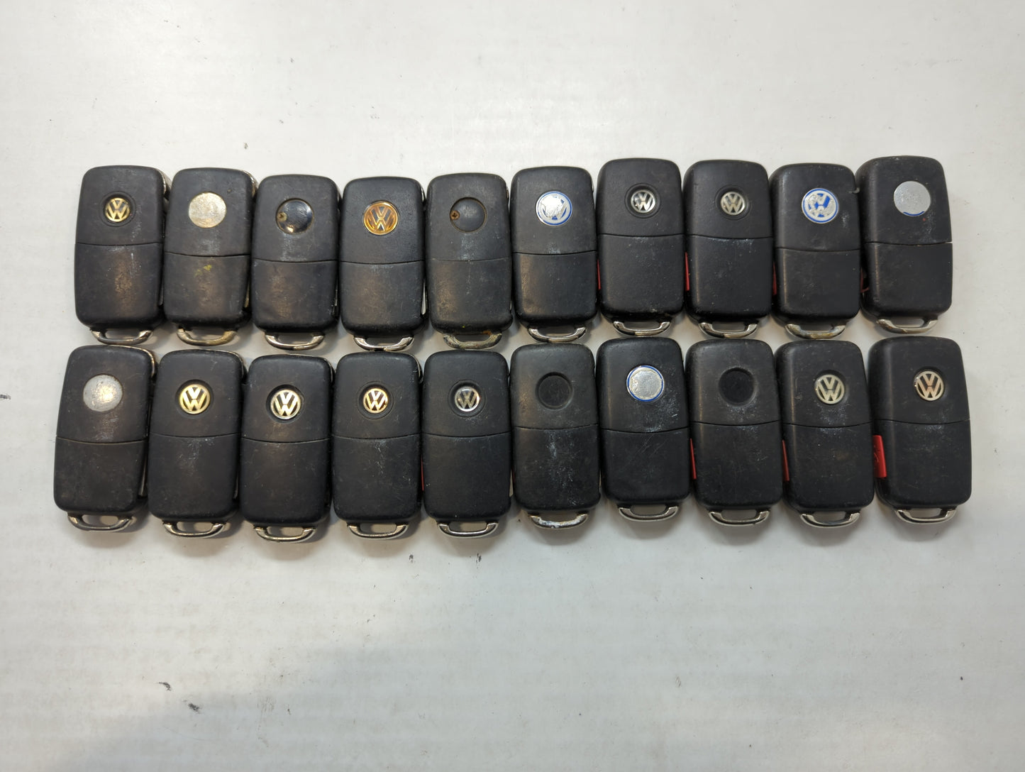 Lot of 20 Volkswagen Keyless Entry Remote Fob NBG8137T | NBG735868T - Oemusedautoparts1.com