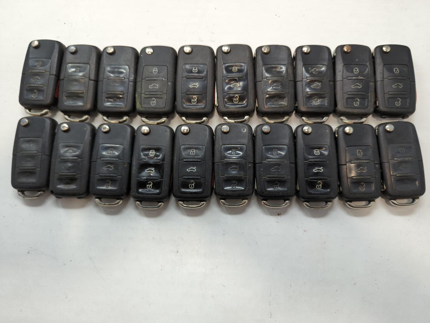 Lot of 20 Volkswagen Keyless Entry Remote Fob NBG010180T | NBG735868T | - Oemusedautoparts1.com