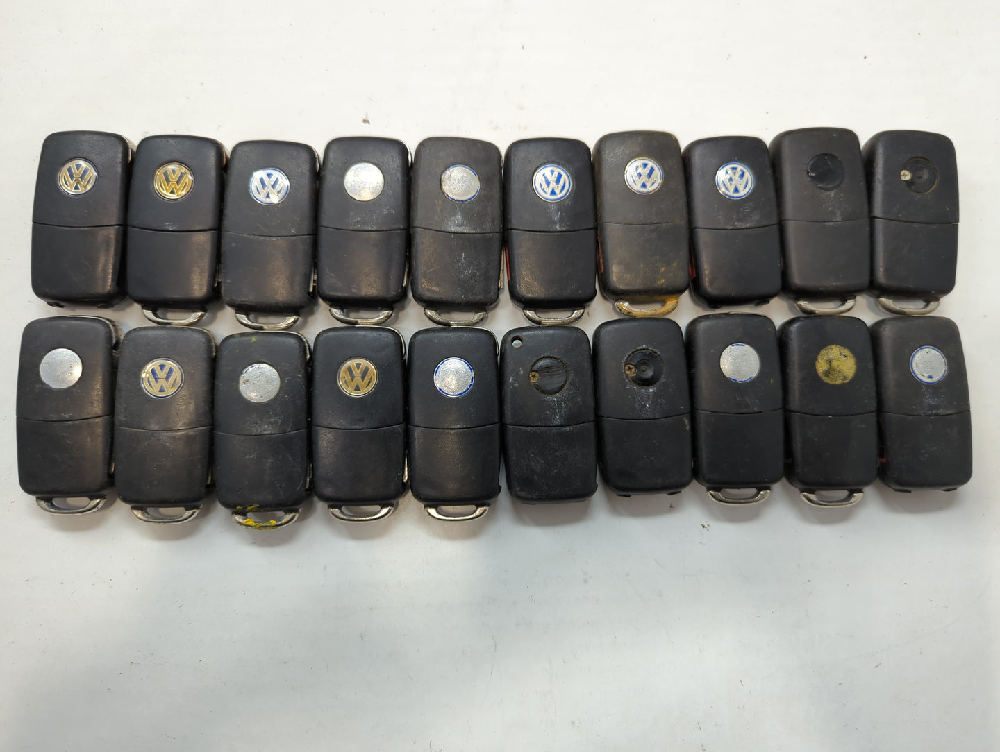 Lot of 20 Volkswagen Keyless Entry Remote Fob NBG92596263 | NBG735868T - Oemusedautoparts1.com