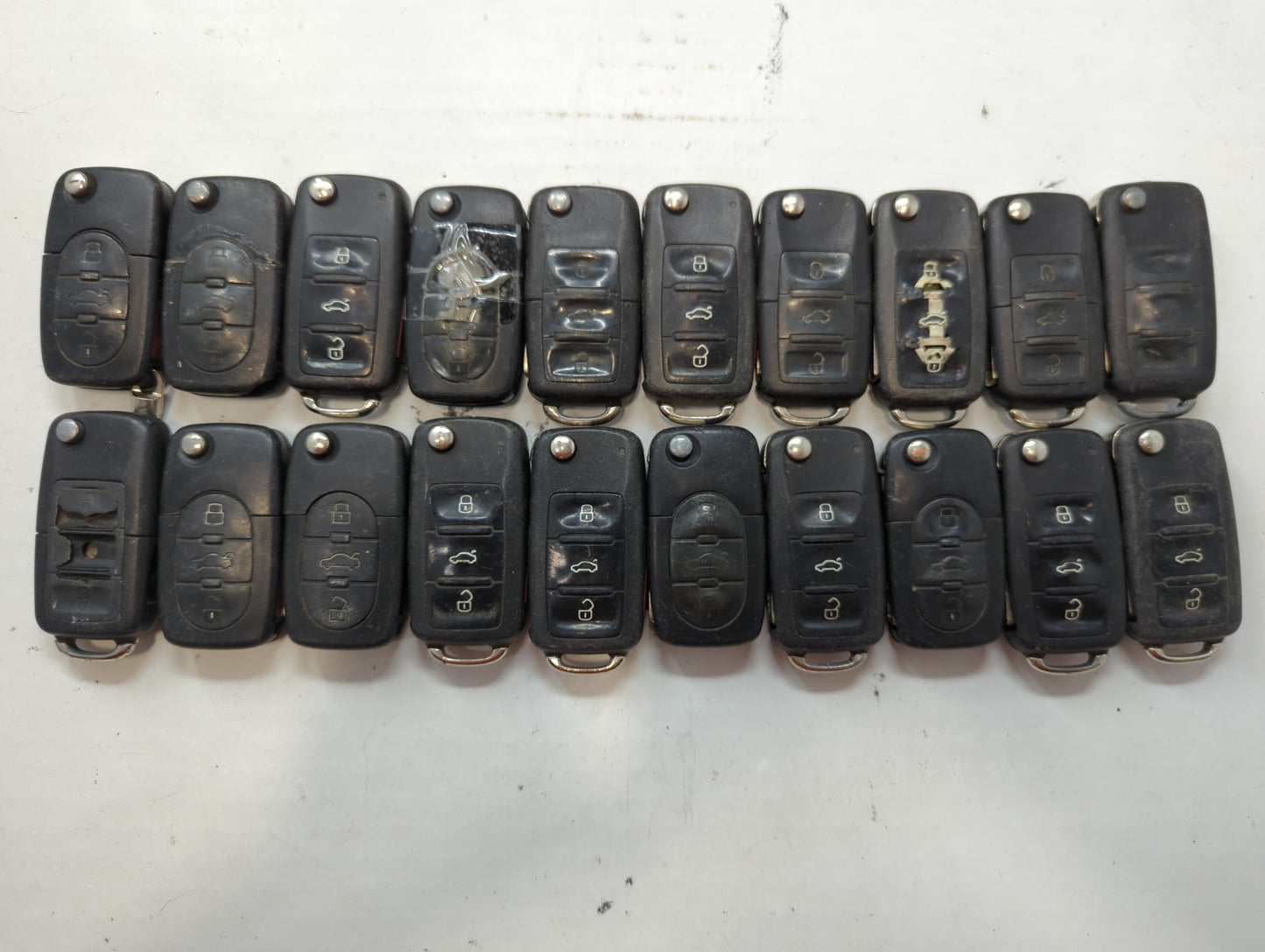 Lot of 20 Volkswagen Keyless Entry Remote Fob NBG735868T | NBG92596263 | - Oemusedautoparts1.com