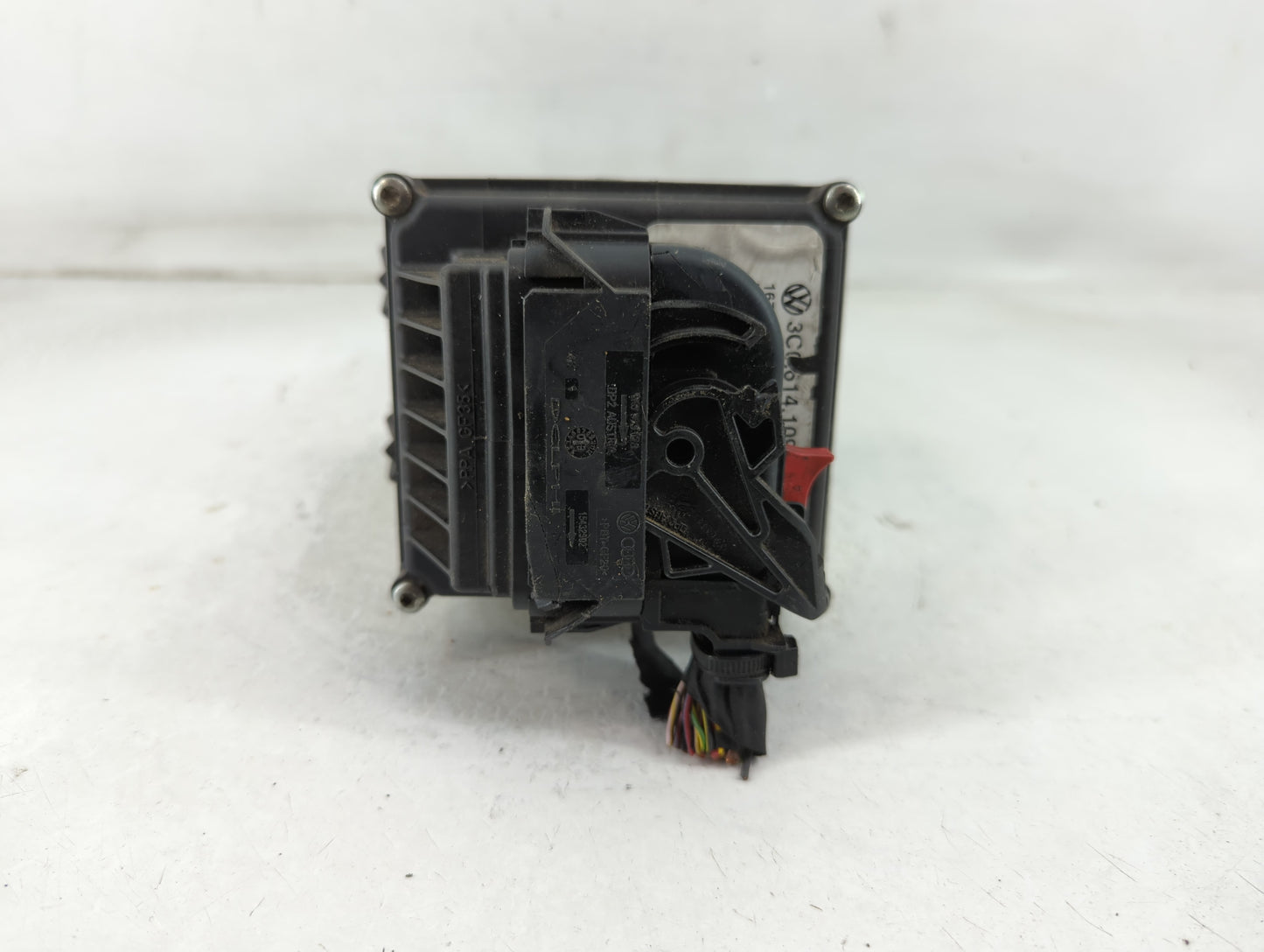 2009-2011 Volkswagen Cc ABS Pump Control Module Replacement P/N:HC00392481DEL Fits Fits 2009 2010 2011 OEM Used Auto Parts -