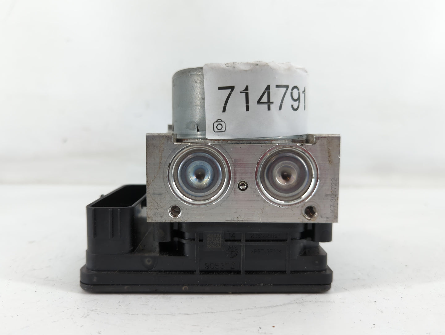 0 Volkswagen Jetta Car Starter Motor Solenoid OEM P/N:5Q0 614 517 FG Fits OEM Used Auto Parts - Oemusedautoparts1.com