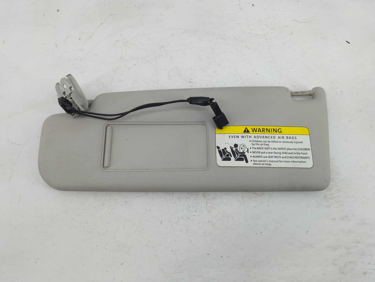 2006-2009 Volkswagen Rabbit Sun Visor Shade Replacement Driver Left Mirror Fits Fits 2005 2006 2007 2008 2009 OEM Used Auto 