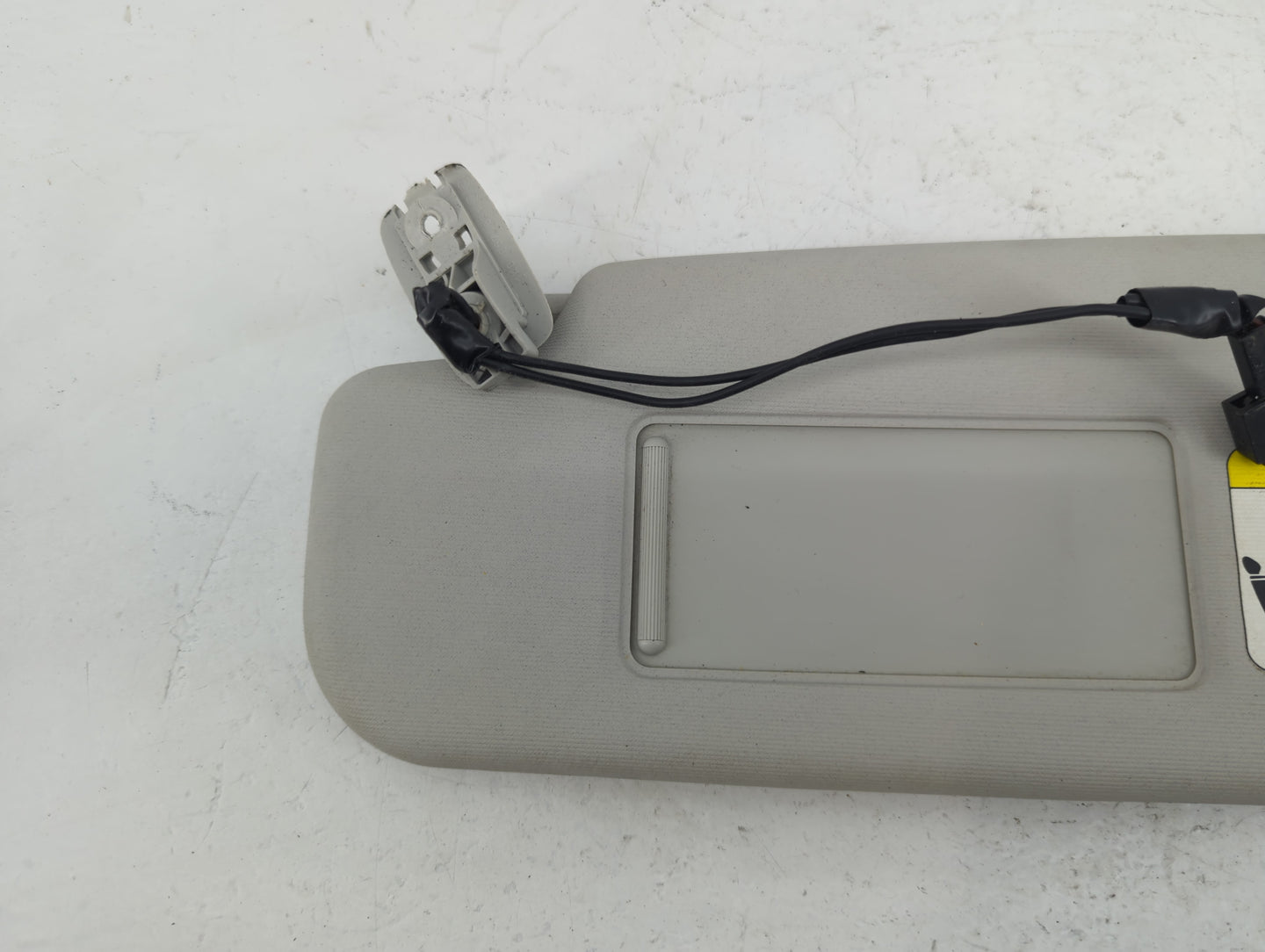 2006-2009 Volkswagen Rabbit Sun Visor Shade Replacement Driver Left Mirror Fits Fits 2005 2006 2007 2008 2009 OEM Used Auto 