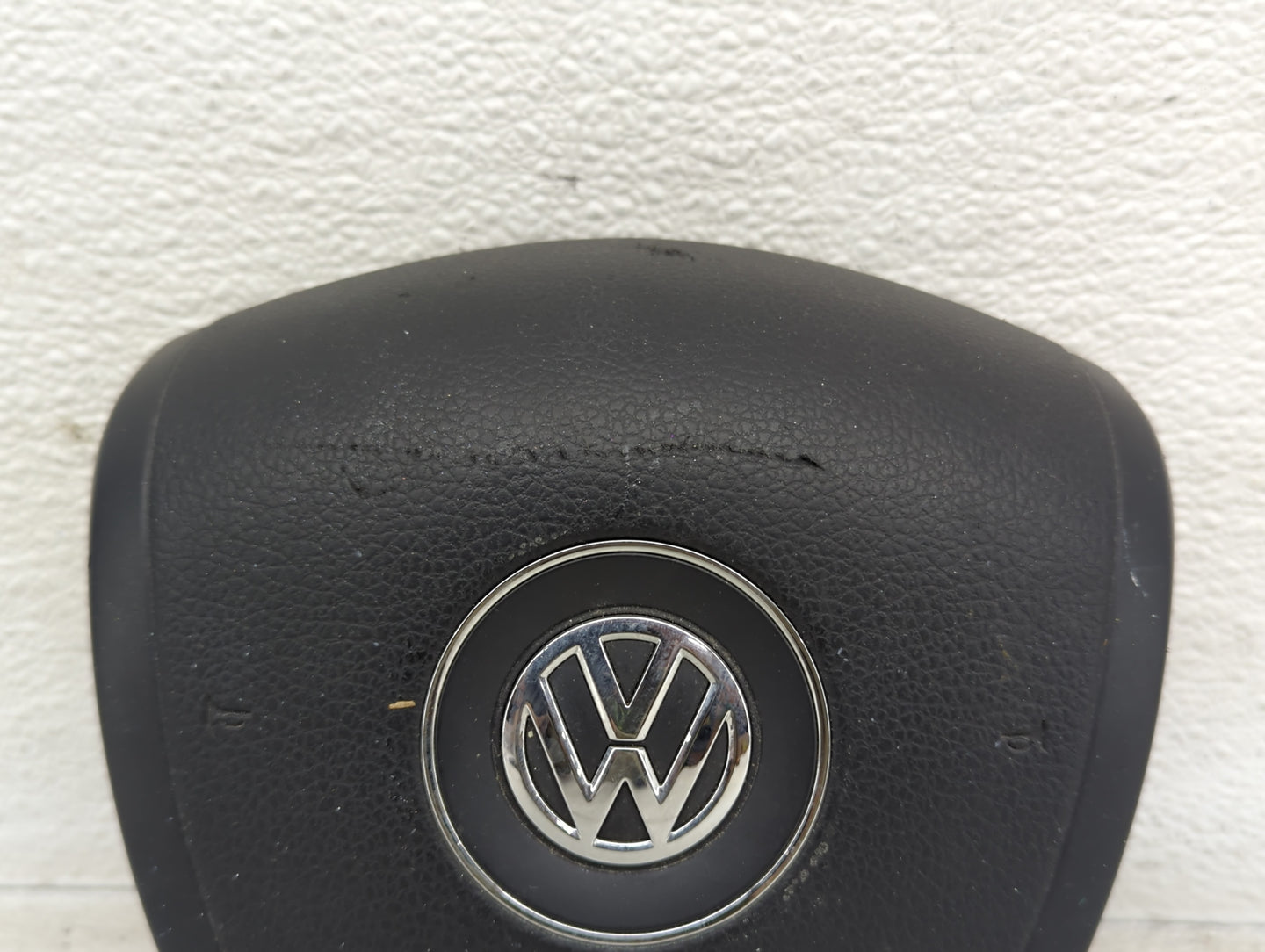 2011-2014 Volkswagen Routan Air Bag Driver Left Steering Wheel Mounted - Oemusedautoparts1.com