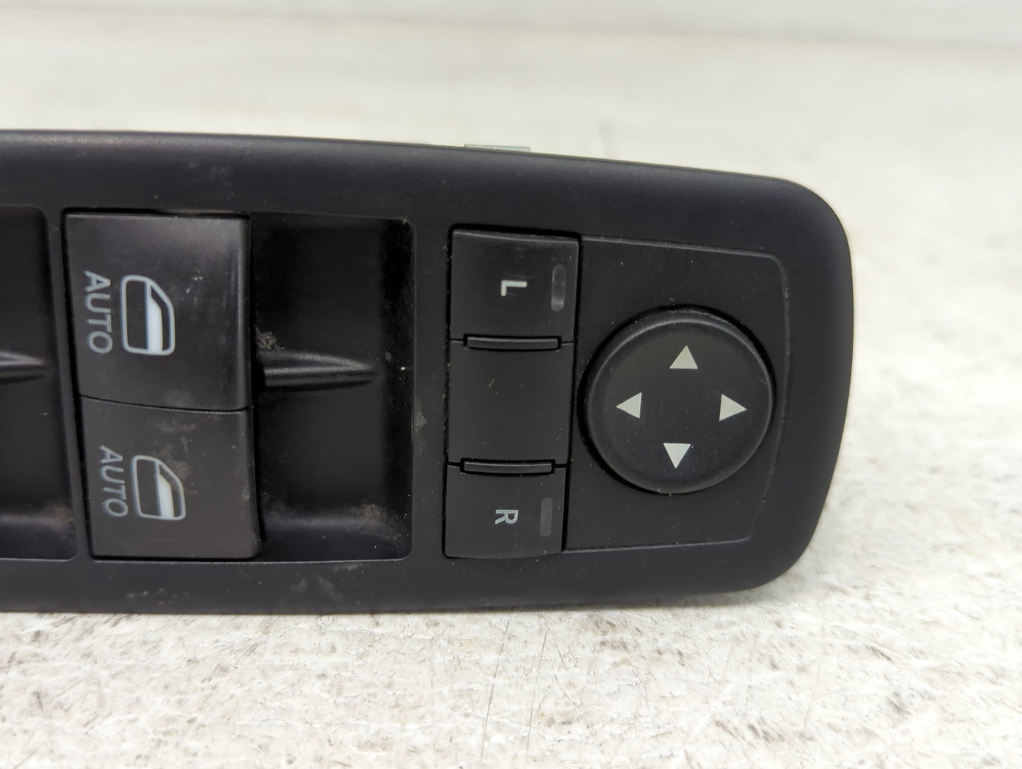 2009-2014 Volkswagen Routan Master Power Window Switch Replacement Driver Side Left Fits Fits 2009 2010 2011 2012 2013 2014 