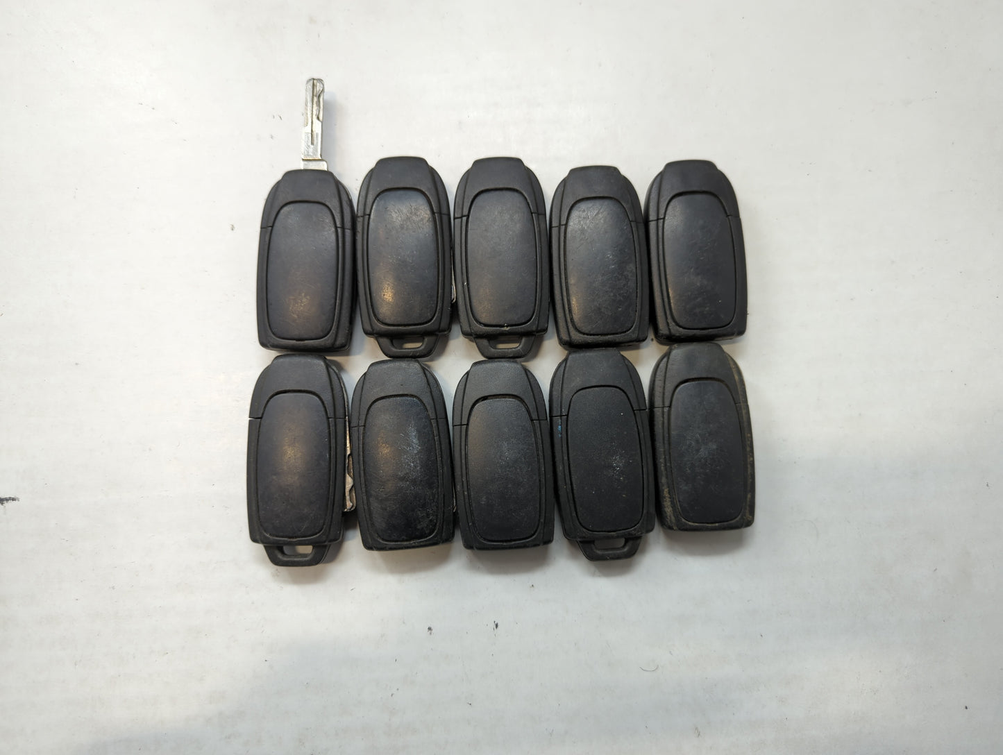 Lot of 10 Volvo Keyless Entry Remote Fob LQNP2T-APU MIXED PART NUMBERS - Oemusedautoparts1.com