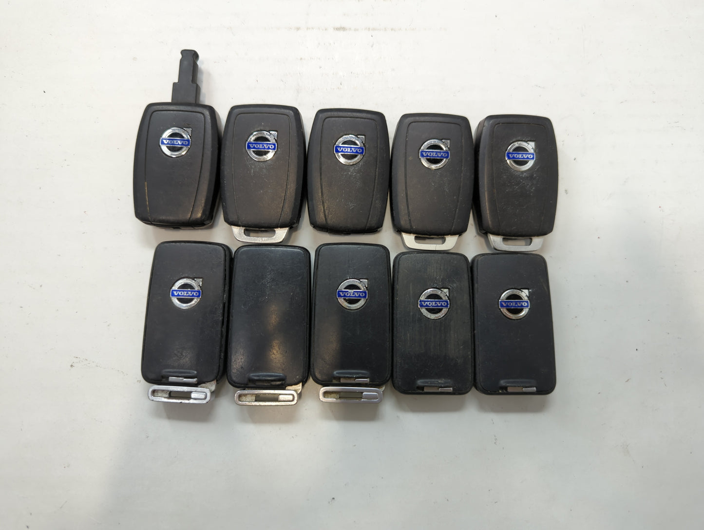 Lot of 10 Volvo Keyless Entry Remote Fob MIXED FCC IDS MIXED PART NUMBERS - Oemusedautoparts1.com