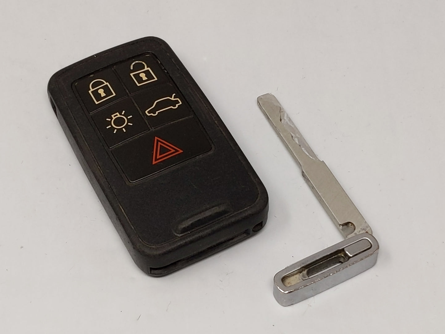 Volvo Keyless Entry Remote Kr55wk49264 5wk49264 30659607 5 Buttons - Oemusedautoparts1.com