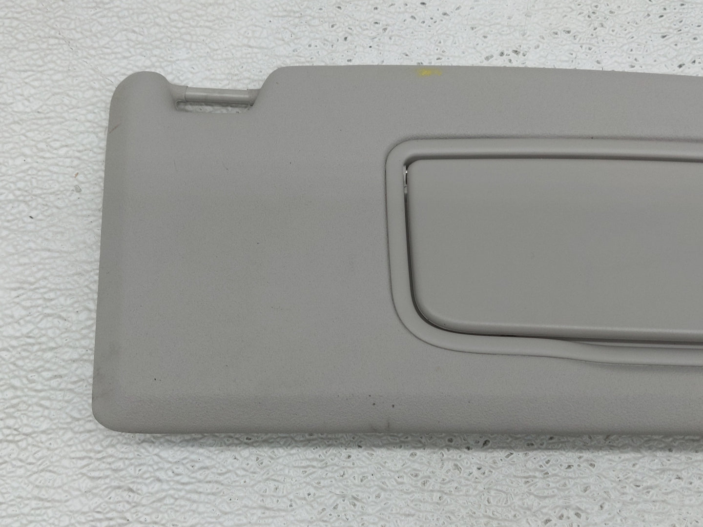 2012-2017 Volvo Xc60 Sun Visor Shade Replacement Passenger Right Mirror Fits Fits 2012 2013 2014 2015 2016 2017 OEM Used Aut