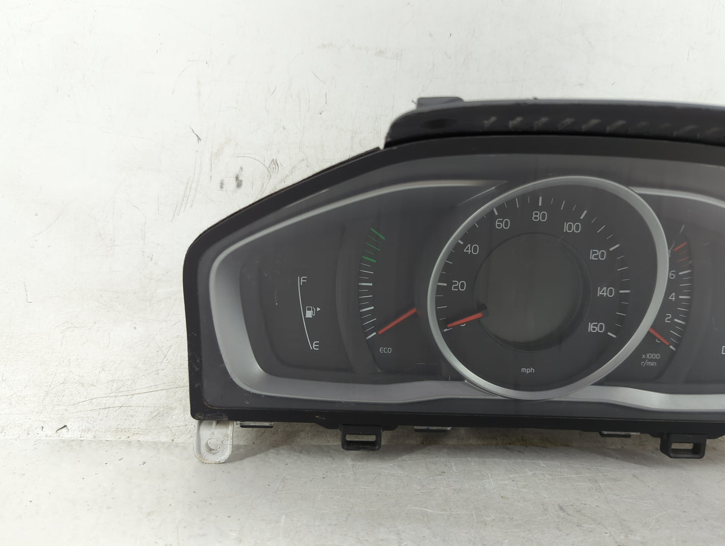 2017 Volvo Xc60 Instrument Cluster Speedometer Gauges Fits Fits 2015 2016 2018 OEM Used Auto Parts - Oemusedautoparts1.com