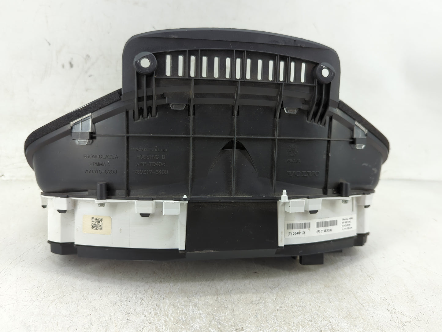 2017 Volvo Xc60 Instrument Cluster Speedometer Gauges Fits Fits 2015 2016 2018 OEM Used Auto Parts - Oemusedautoparts1.com