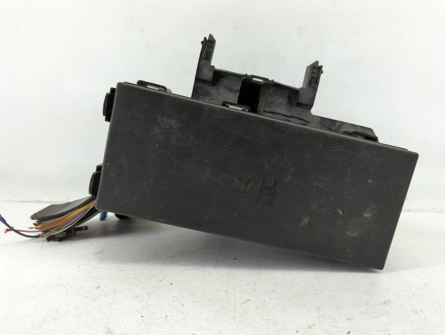2014-2015 Ford Explorer Fusebox Fuse Box Panel Relay Module P/N:BT4T-14A003-AA Fits Fits 2014 2015 OEM Used Auto Parts - Oem