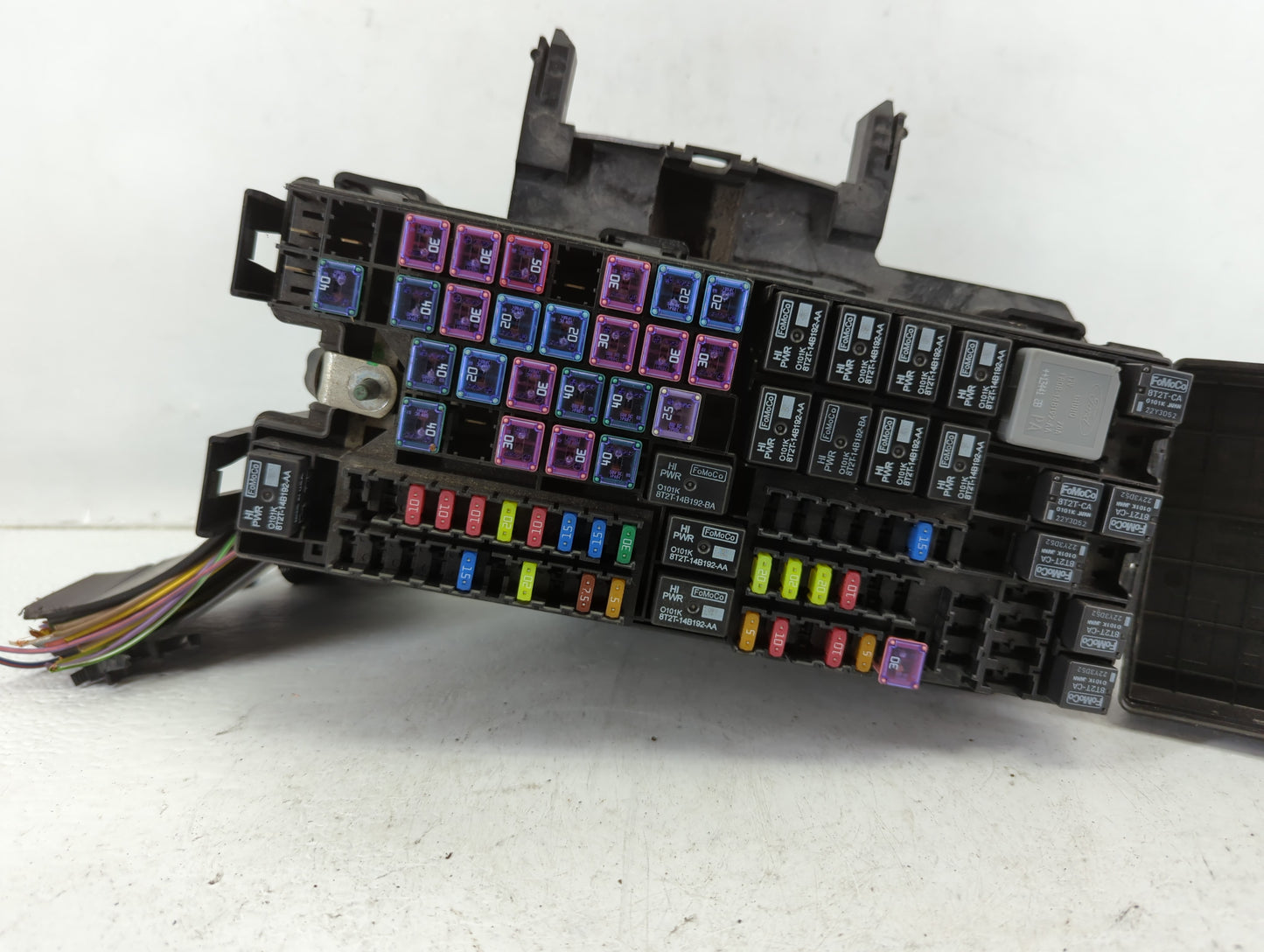 2014-2015 Ford Explorer Fusebox Fuse Box Panel Relay Module P/N:BT4T-14A003-AA Fits Fits 2014 2015 OEM Used Auto Parts - Oem