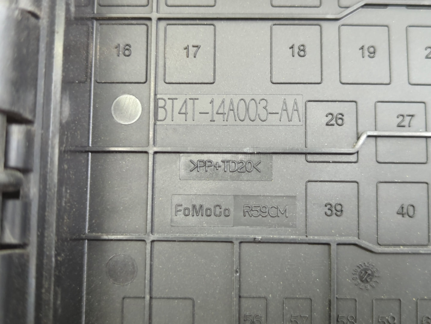 2014-2015 Ford Explorer Fusebox Fuse Box Panel Relay Module P/N:BT4T-14A003-AA Fits Fits 2014 2015 OEM Used Auto Parts - Oem