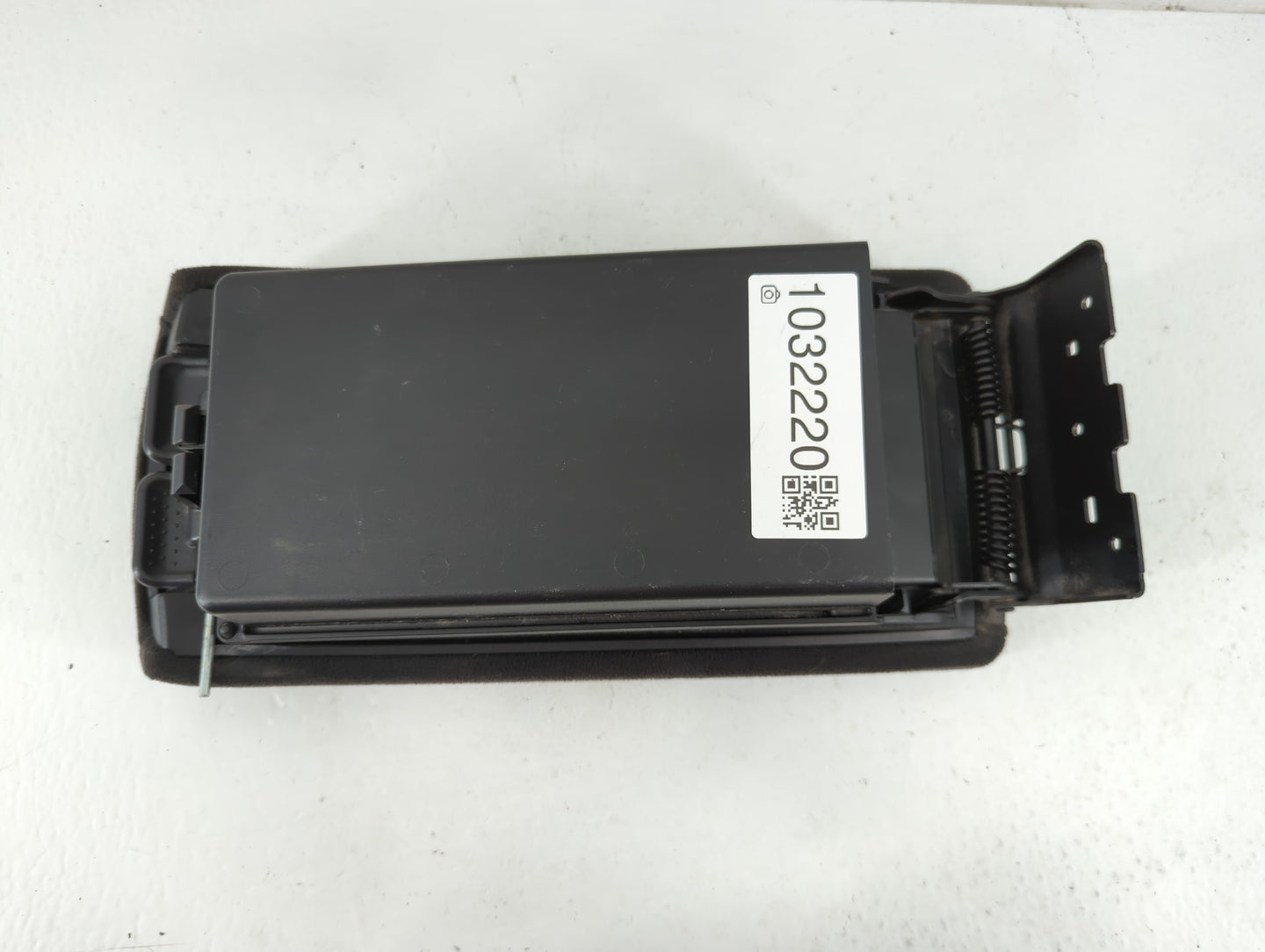 2007-2009 Nissan Altima Center Console Armrest Cover Lid Fits Fits 2007 2008 2009 OEM Used Auto Parts - Oemusedautoparts1.com