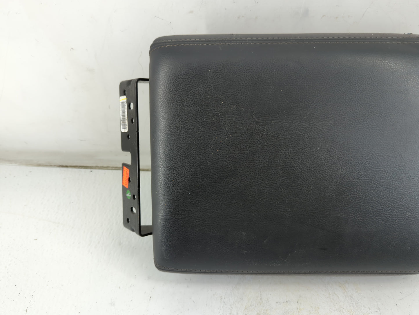 2014 Nissan Pathfinder Center Console Armrest Cover Lid Fits OEM Used Auto Parts - Oemusedautoparts1.com