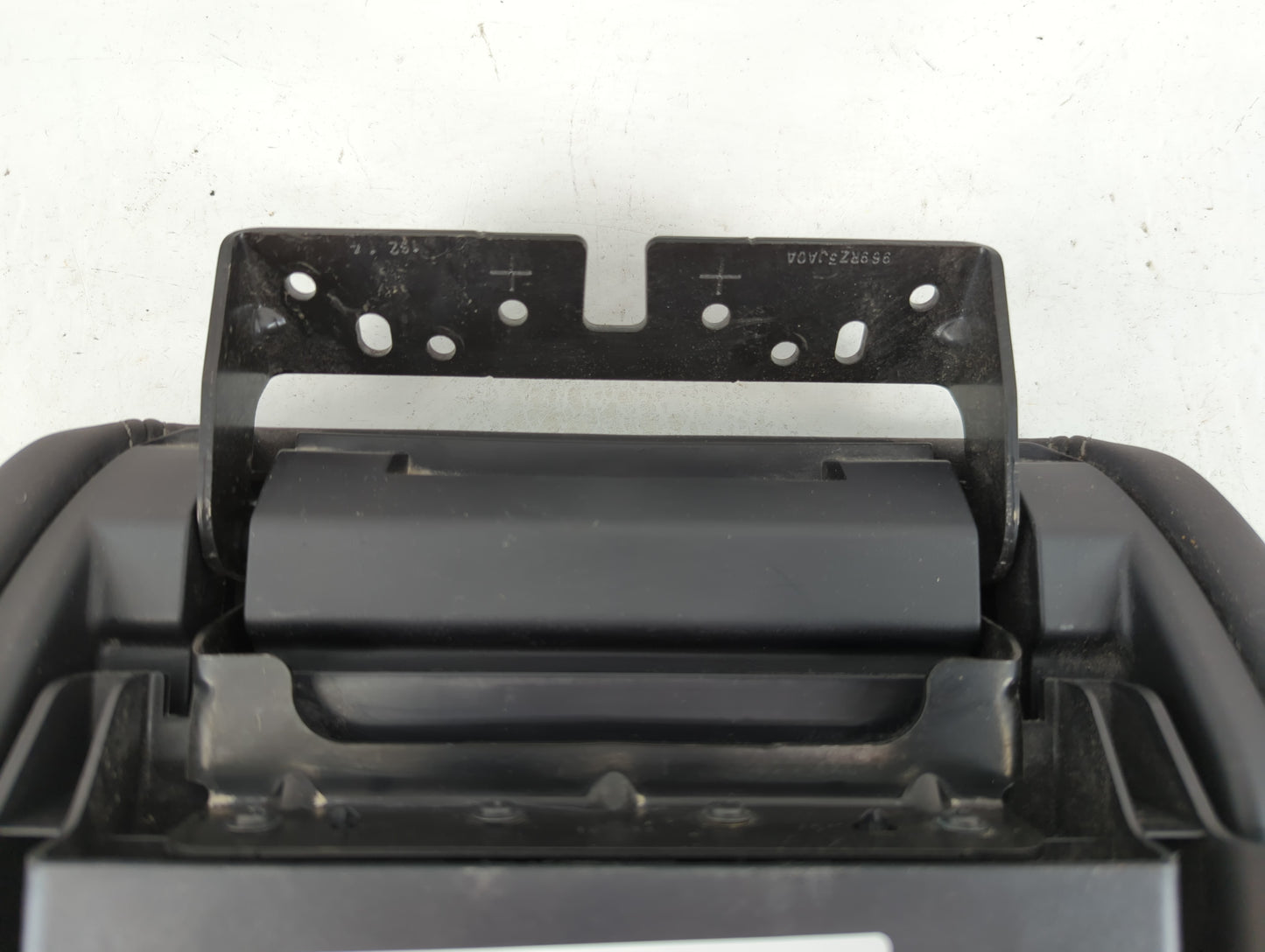 2014 Nissan Pathfinder Center Console Armrest Cover Lid Fits OEM Used Auto Parts - Oemusedautoparts1.com