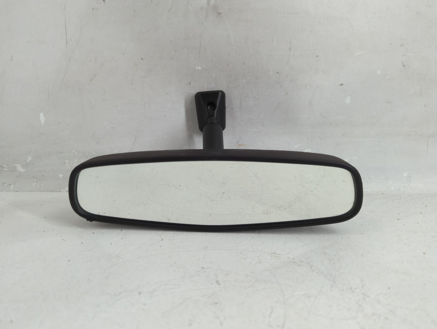 2014-2020 Chevrolet Impala Interior Rear View Mirror Replacement OEM P/N:E11026150 Fits OEM Used Auto Parts - Oemusedautopar