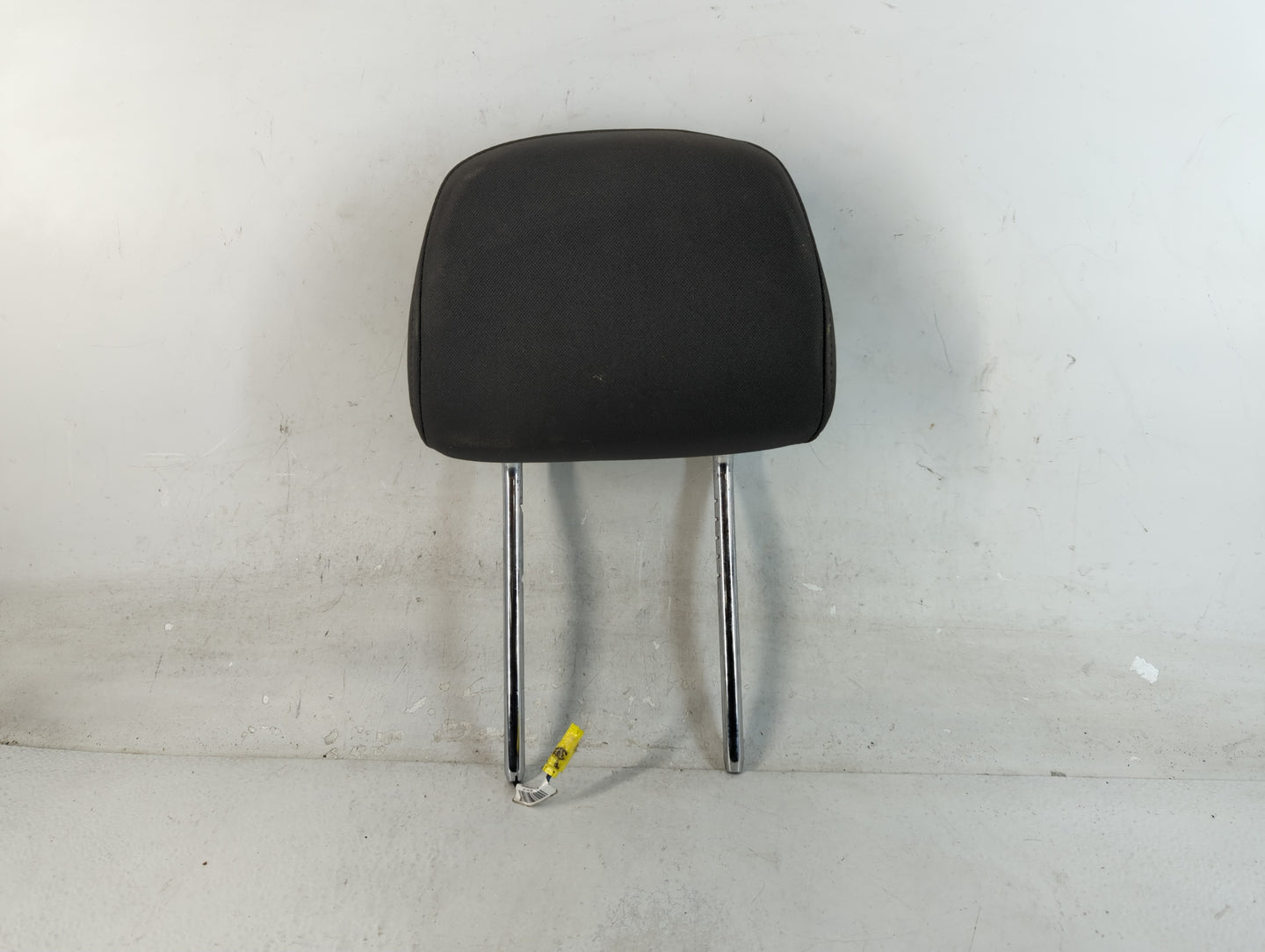 2011 Jeep Liberty Headrest Head Rest Front Driver Passenger Seat Fits OEM Used Auto Parts - Oemusedautoparts1.com