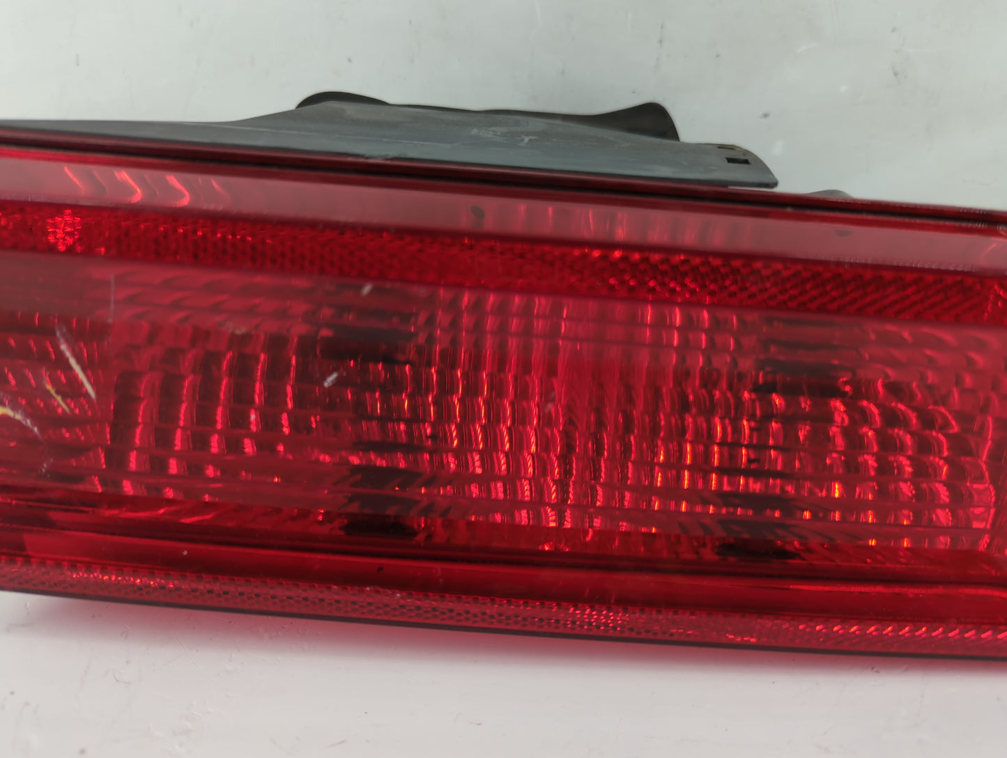 2010 Dodge Challenger Tail Light Assembly Passenger Right OEM P/N:>PP-T20PP/EP0 Fits OEM Used Auto Parts - Oemusedautoparts1.com