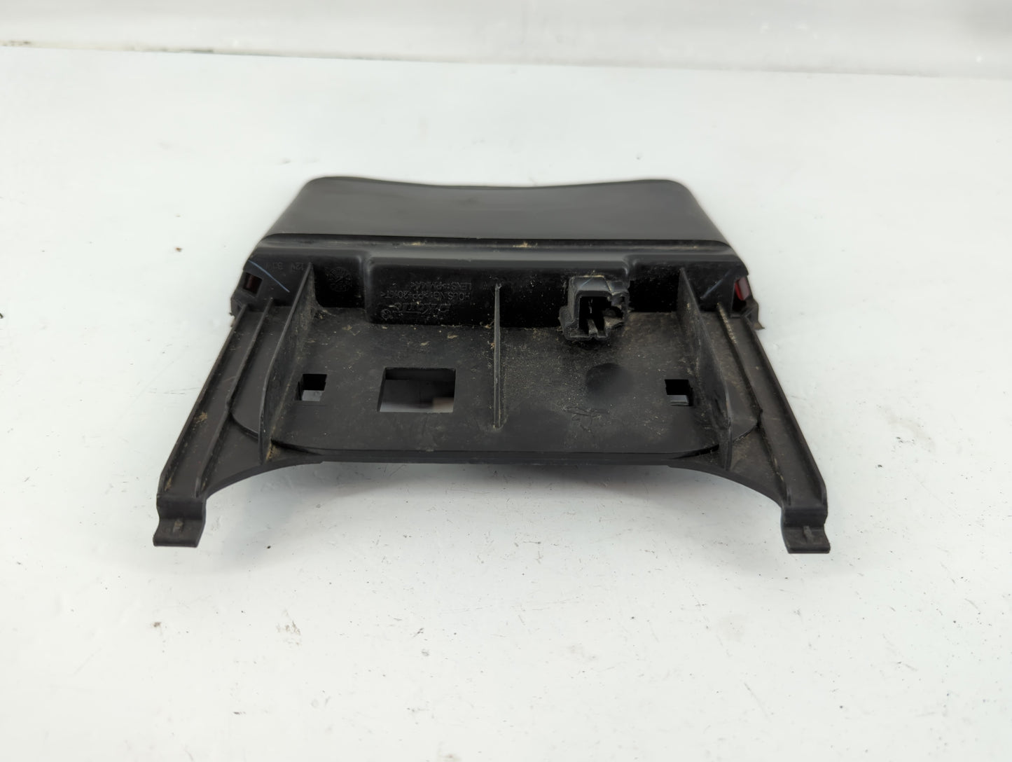 2010 Dodge Challenger Third Brake Light Tail Light Fits OEM Used Auto Parts - Oemusedautoparts1.com