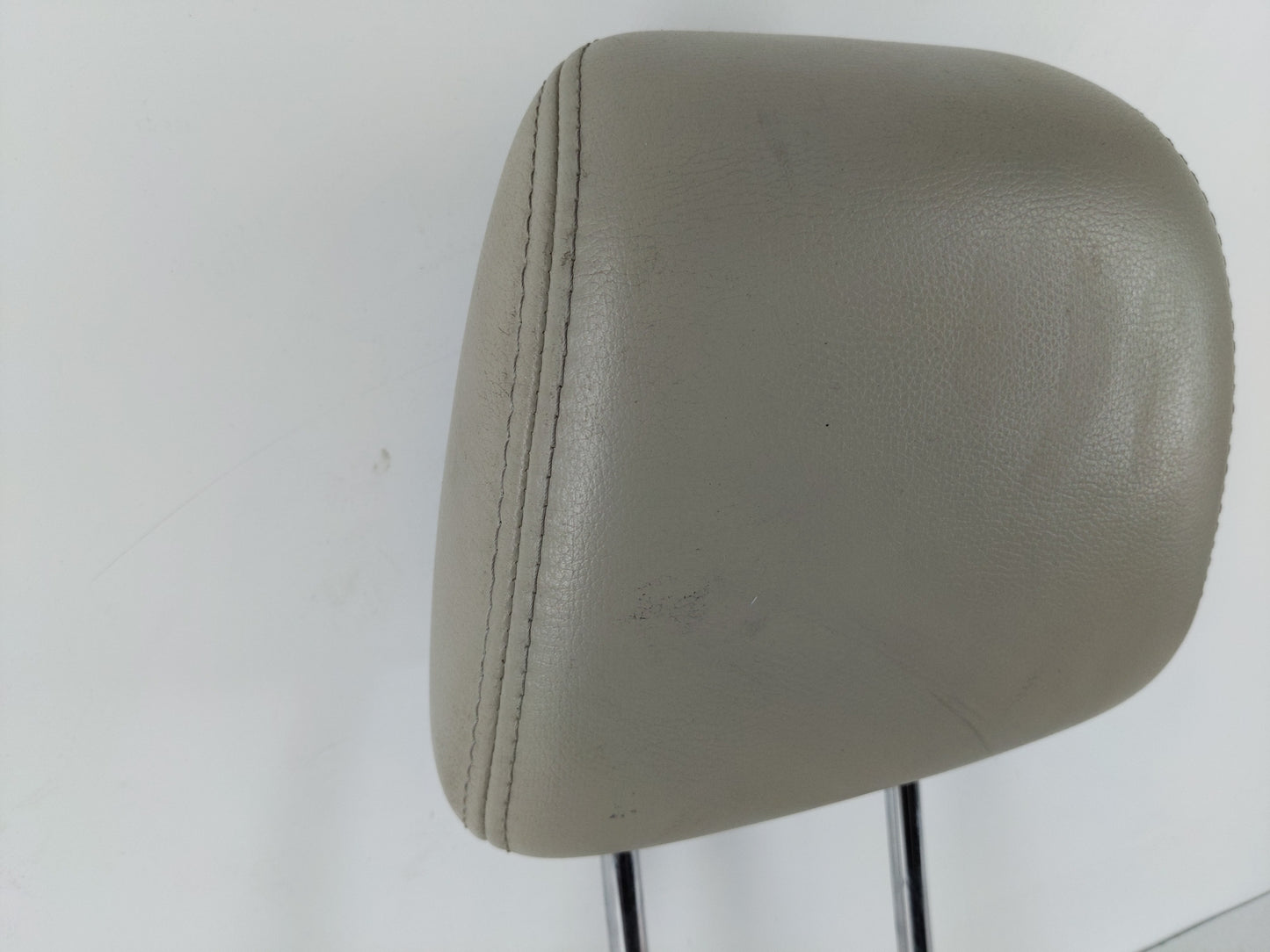 2010 Subaru Legacy Headrest Head Rest Rear Seat Fits OEM Used Auto Parts - Oemusedautoparts1.com