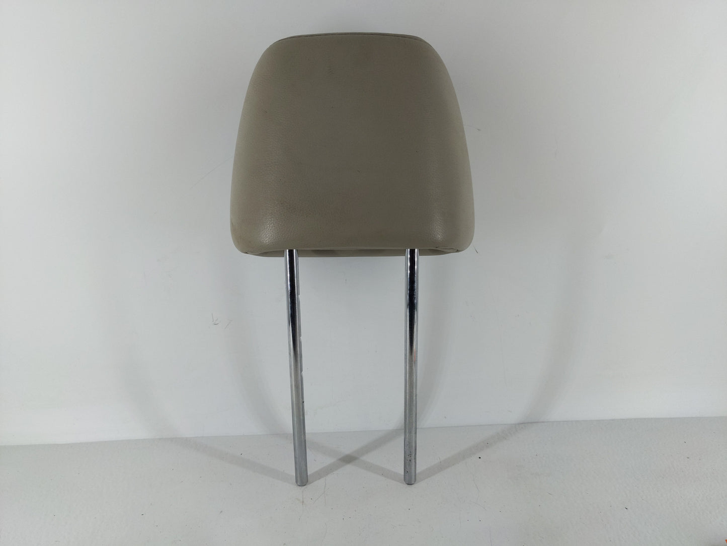 2010 Subaru Legacy Headrest Head Rest Rear Seat Fits OEM Used Auto Parts - Oemusedautoparts1.com